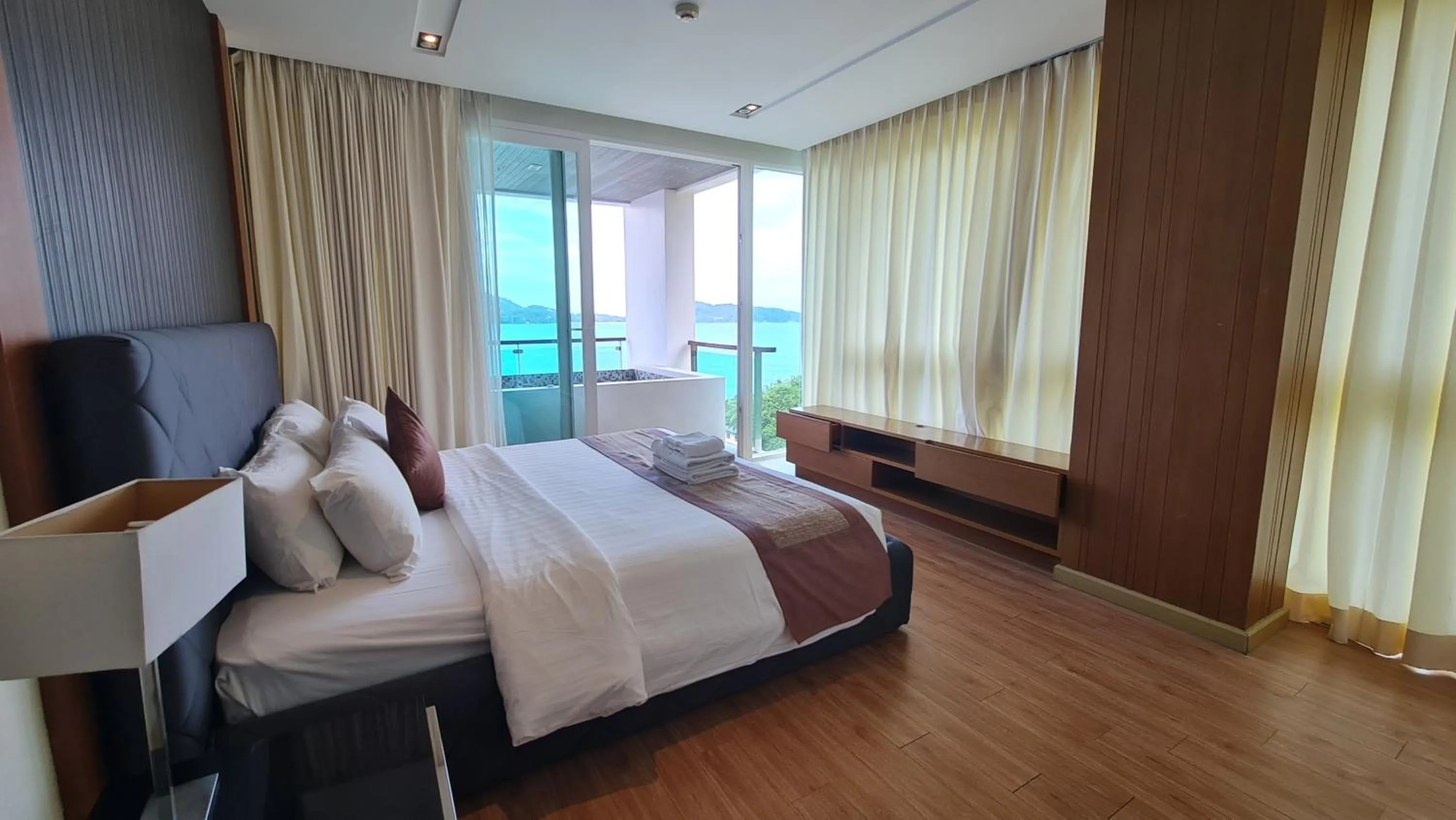 Bed in The Privilege Residence