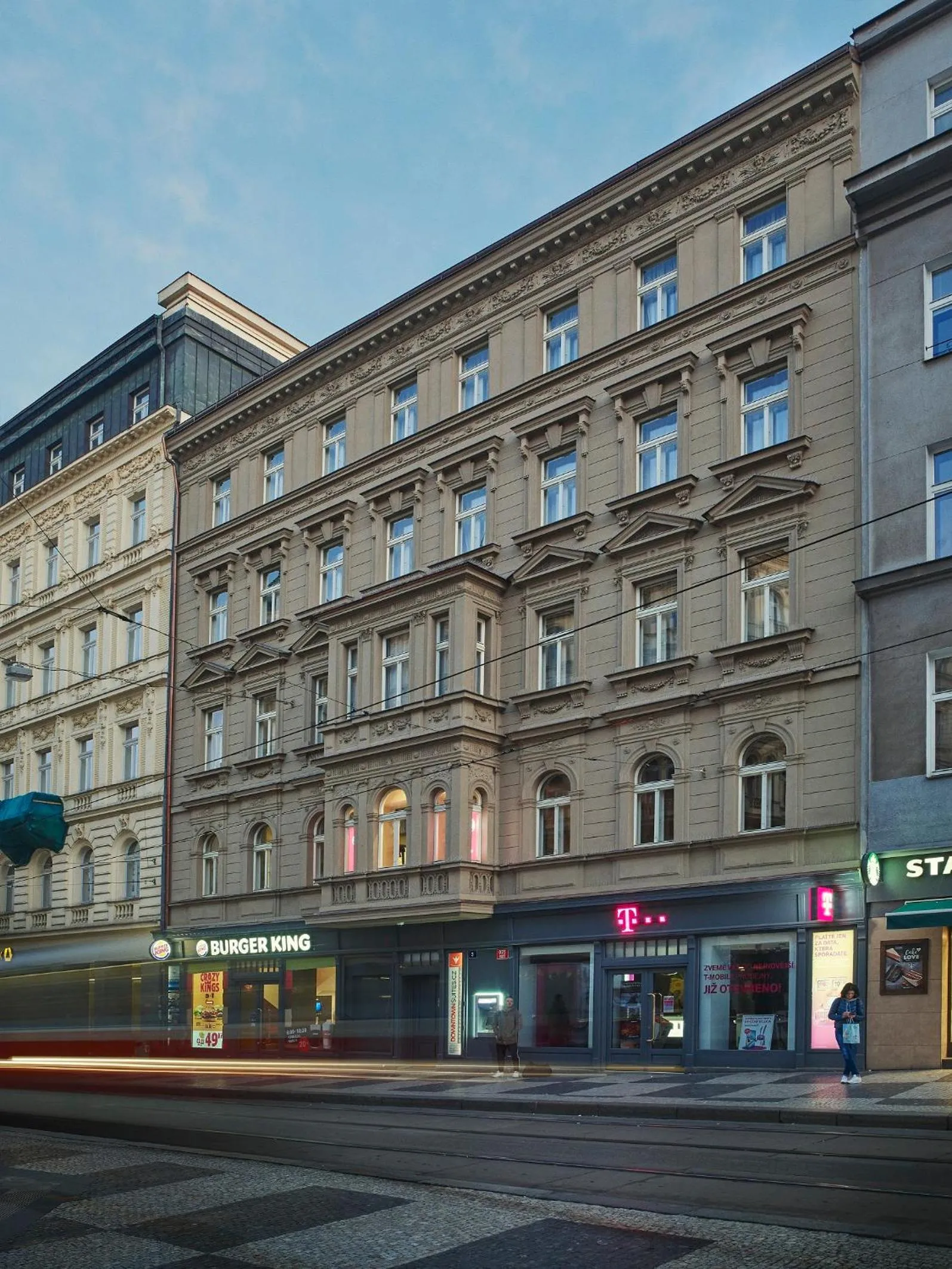 Facade/entrance in DownTown Suites Jugoslavska