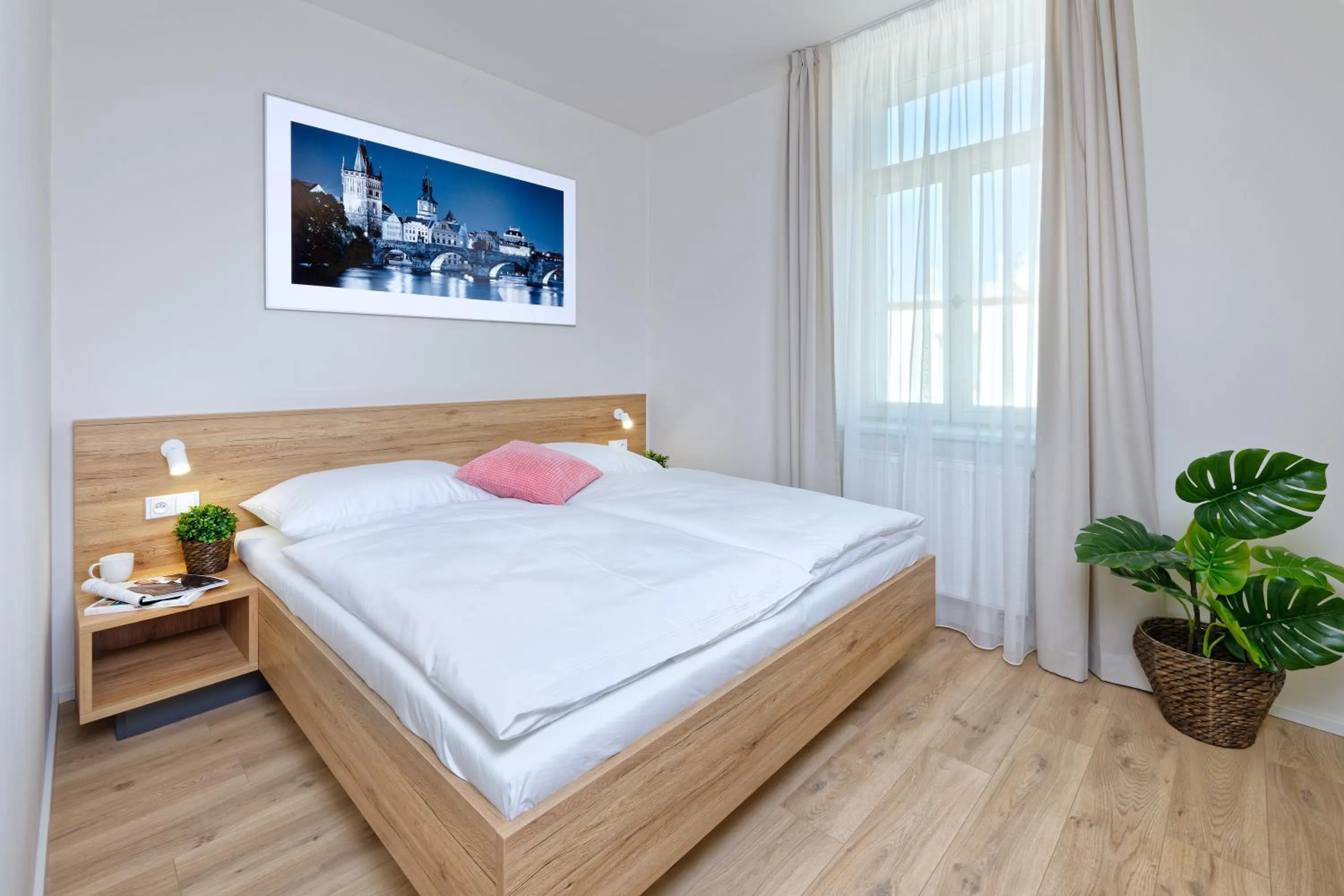 Bed in DownTown Suites Jugoslavska