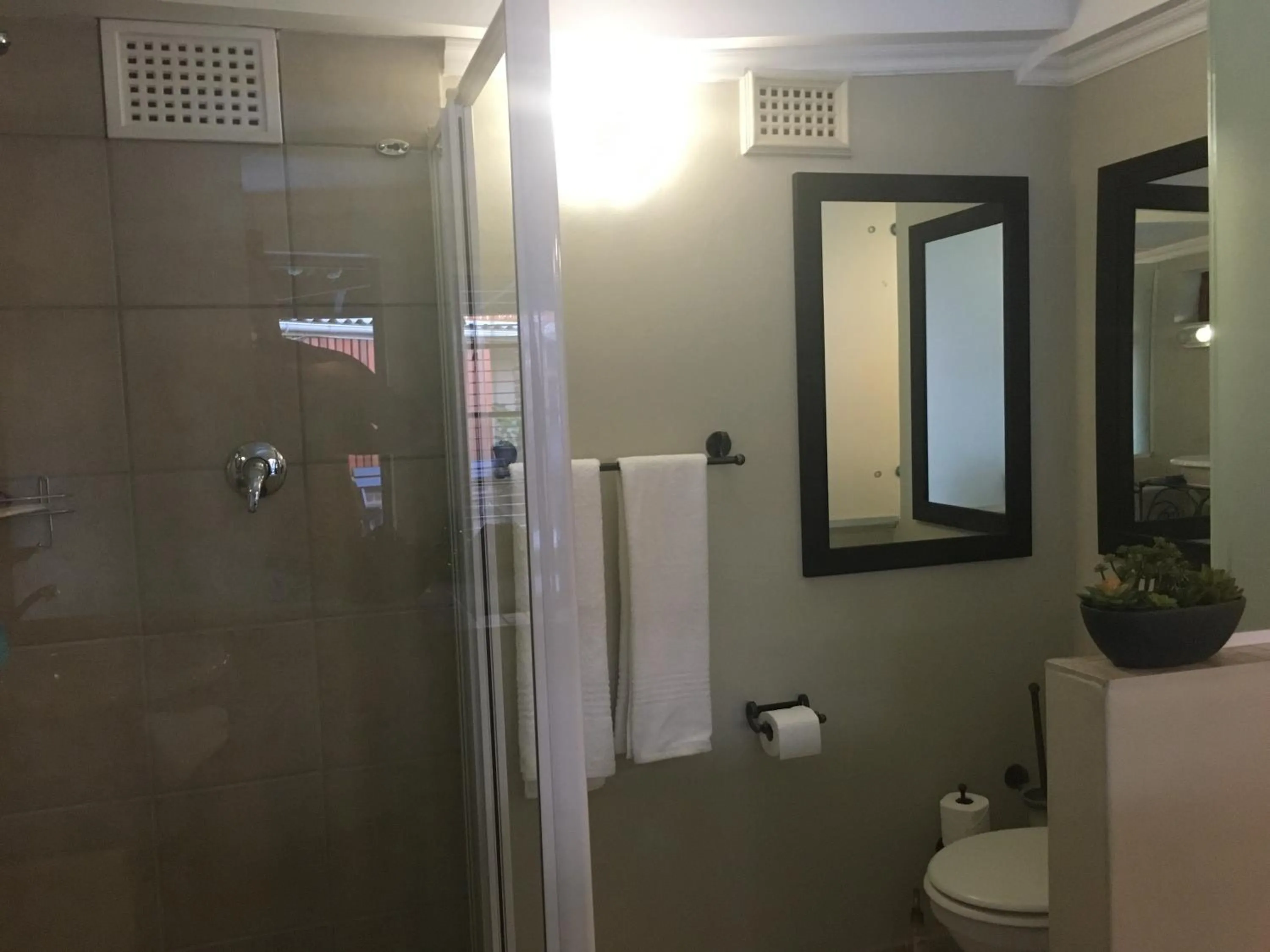 Shower in The Travel Inn Durban