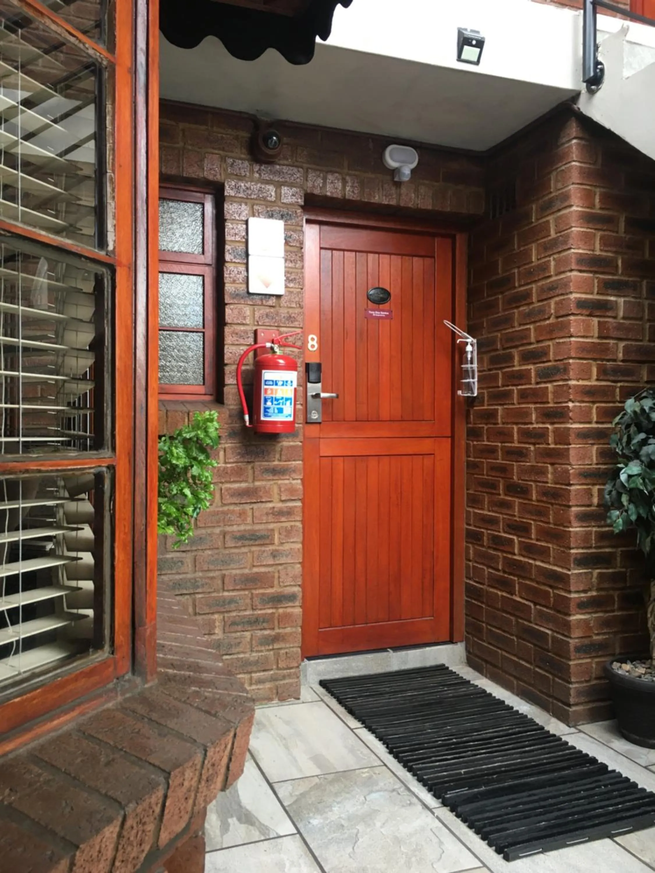 Facade/entrance in The Travel Inn Durban