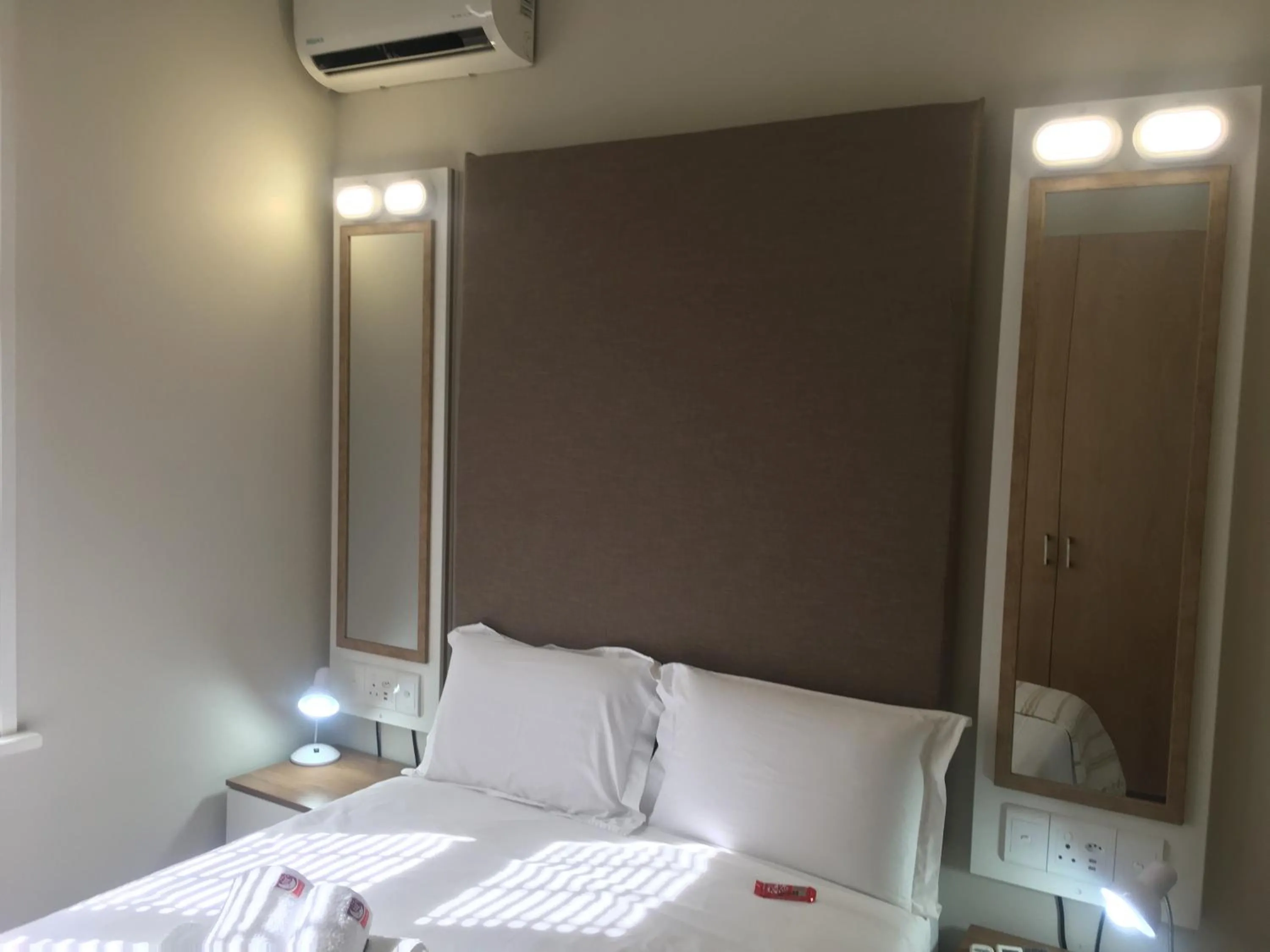 Bed in The Travel Inn Durban