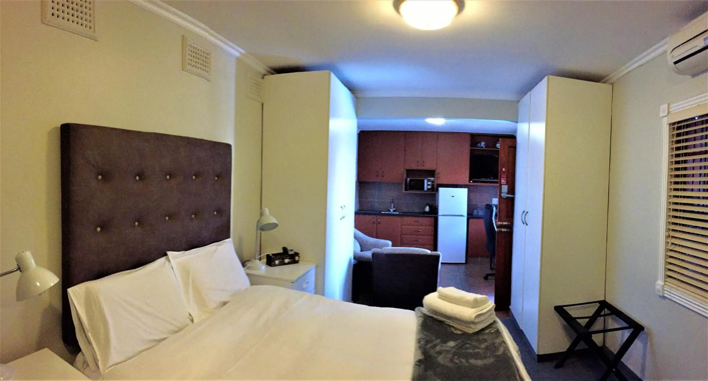 Bed in The Travel Inn Durban