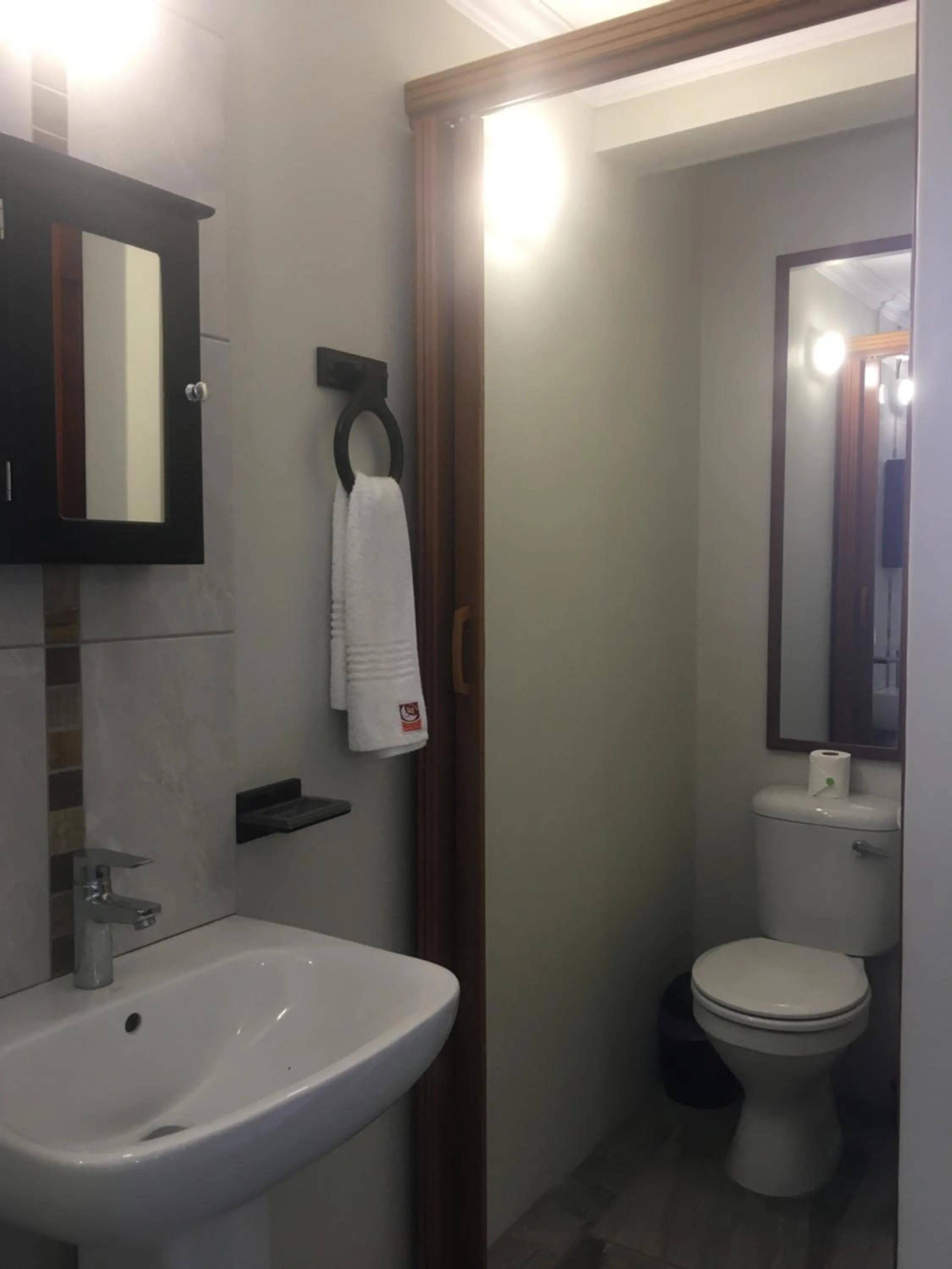 Toilet in The Travel Inn Durban