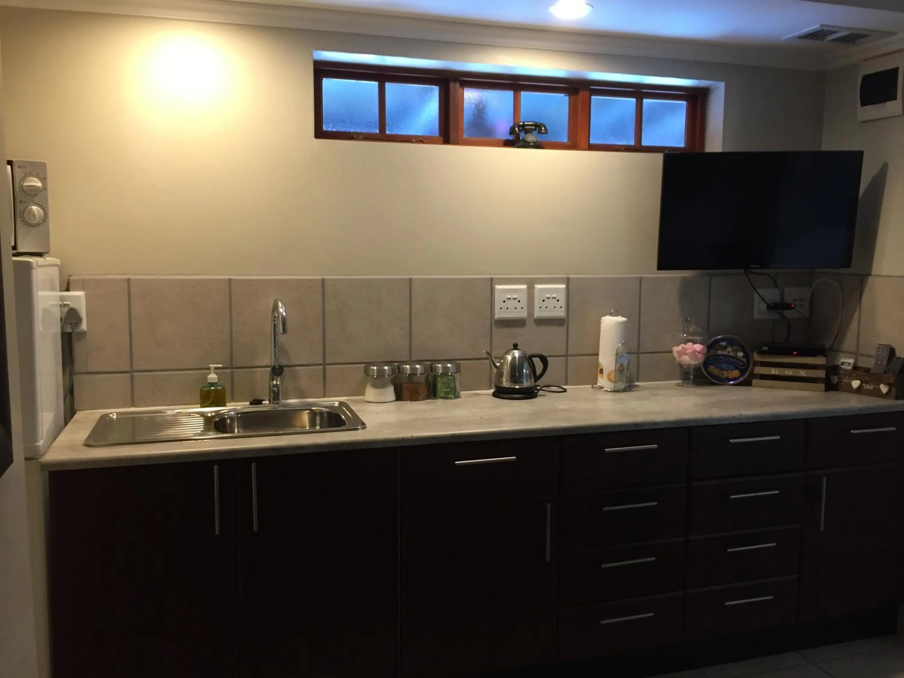 TV and multimedia in The Travel Inn Durban
