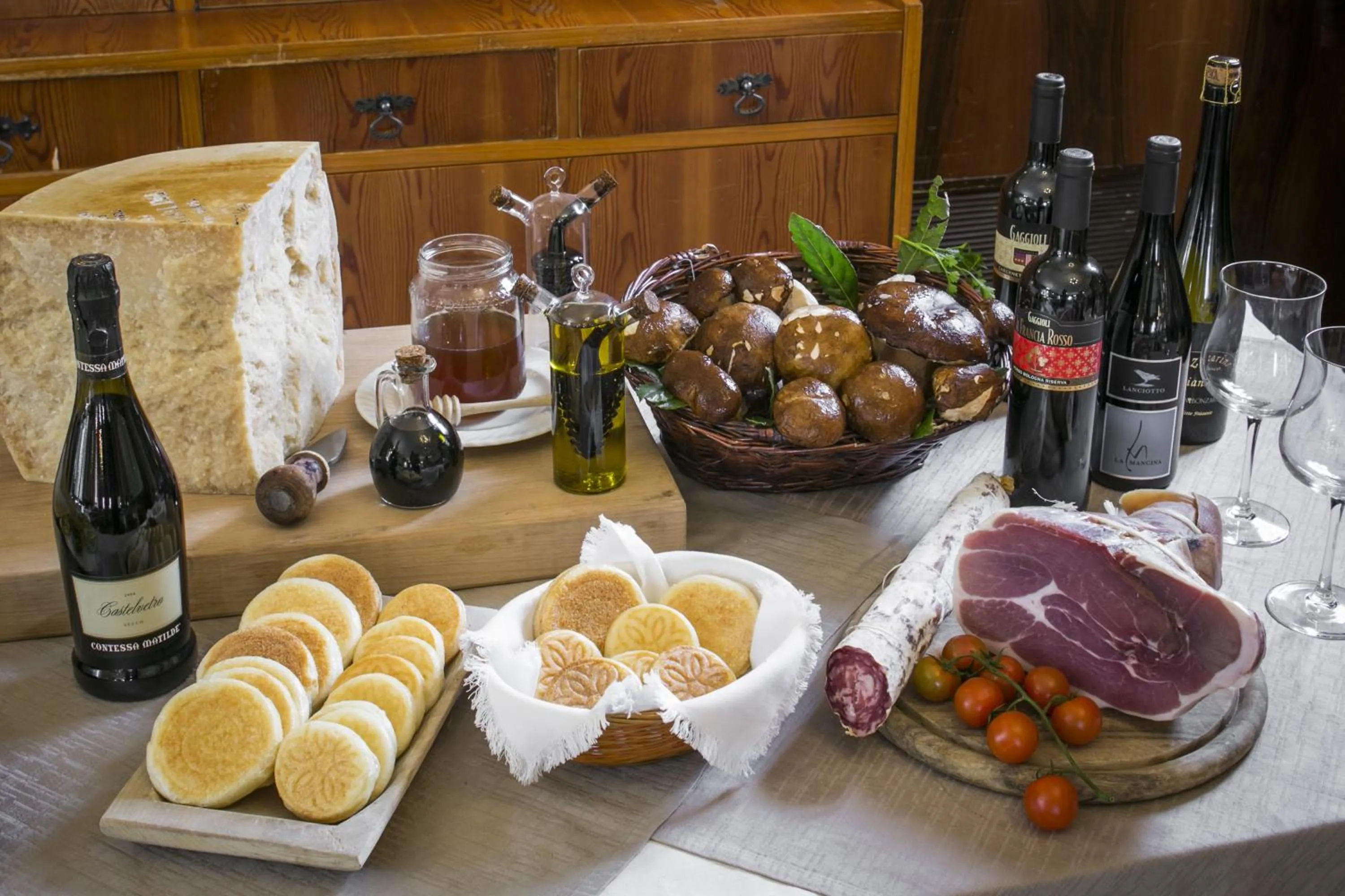 Restaurant/places to eat in Hotel Falco D'Oro by Falco D'Oro Hotels