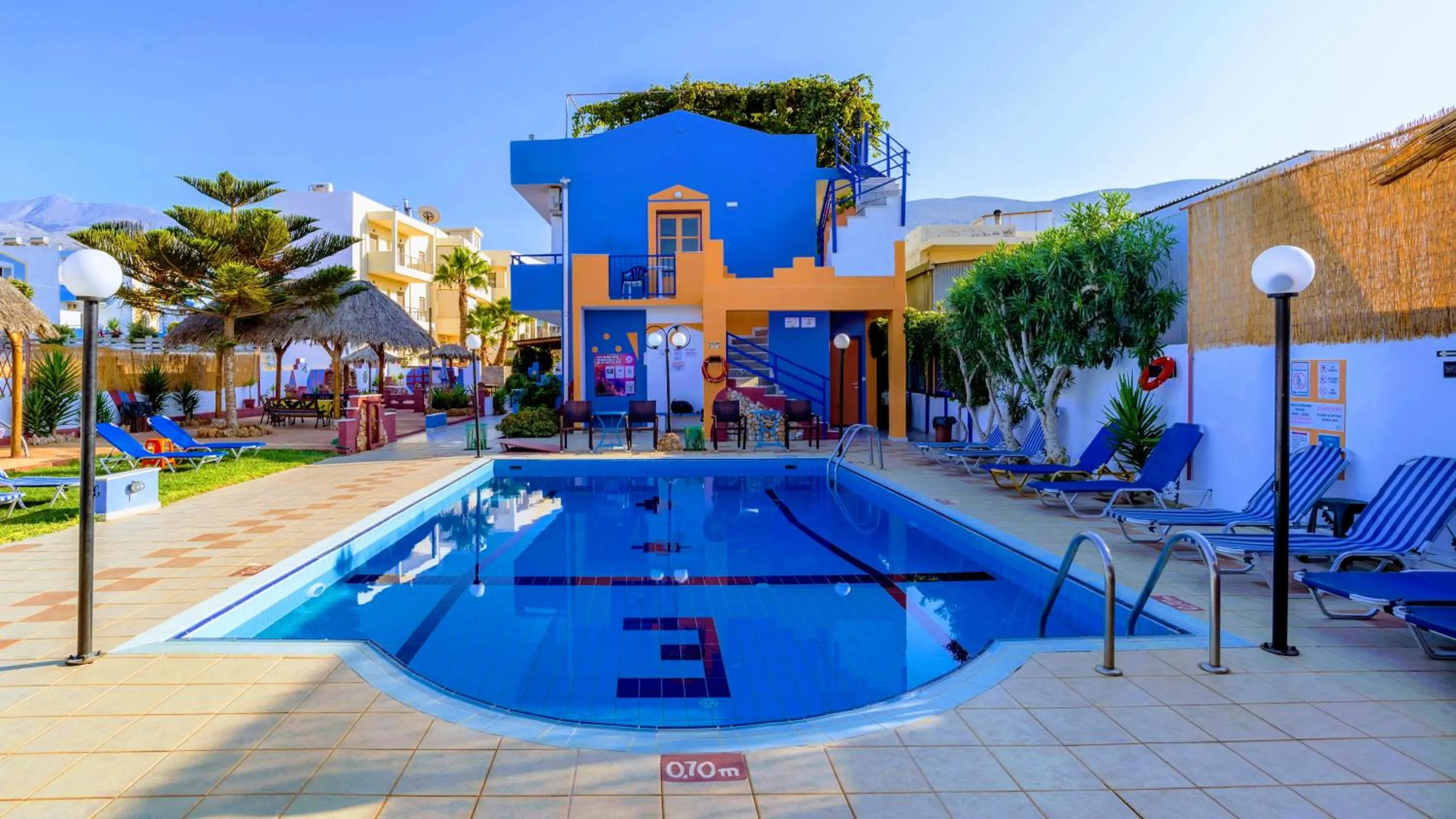 Swimming pool in Eltina Apartments