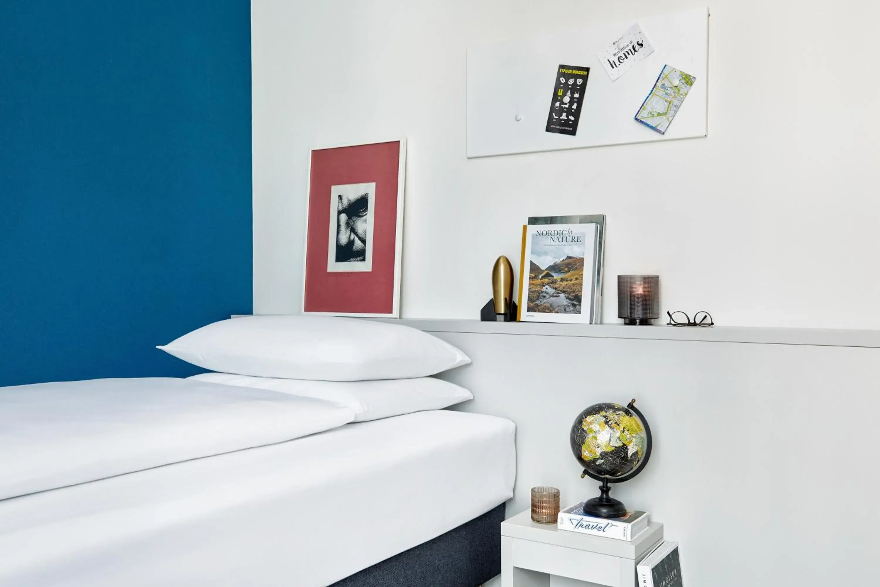 Bed in H.ome Serviced Apartments München Bed in H.ome Serviced Apartments München