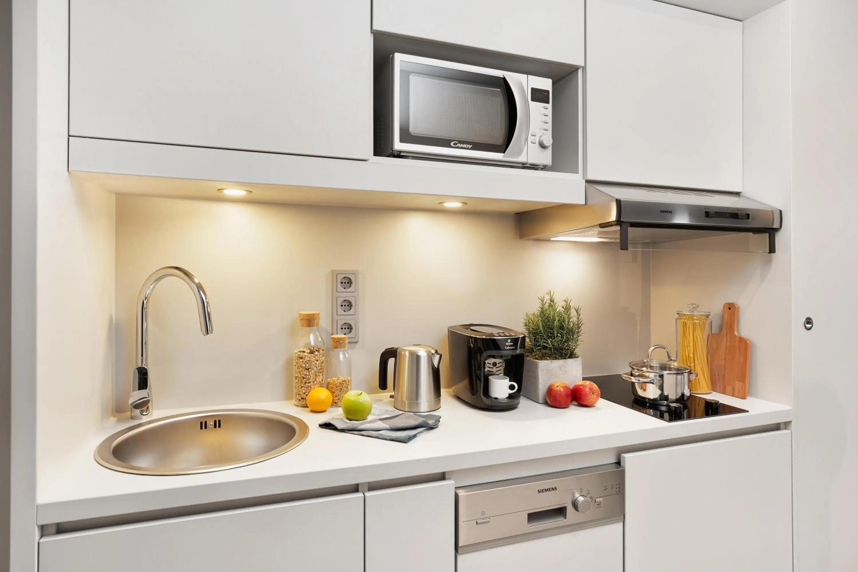 Coffee/tea facilities in H.ome Serviced Apartments München