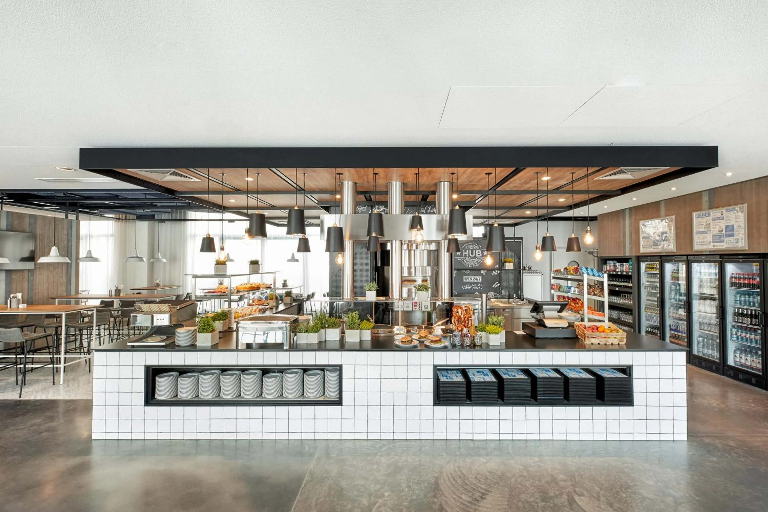 Food and drinks in H.ome Serviced Apartments München