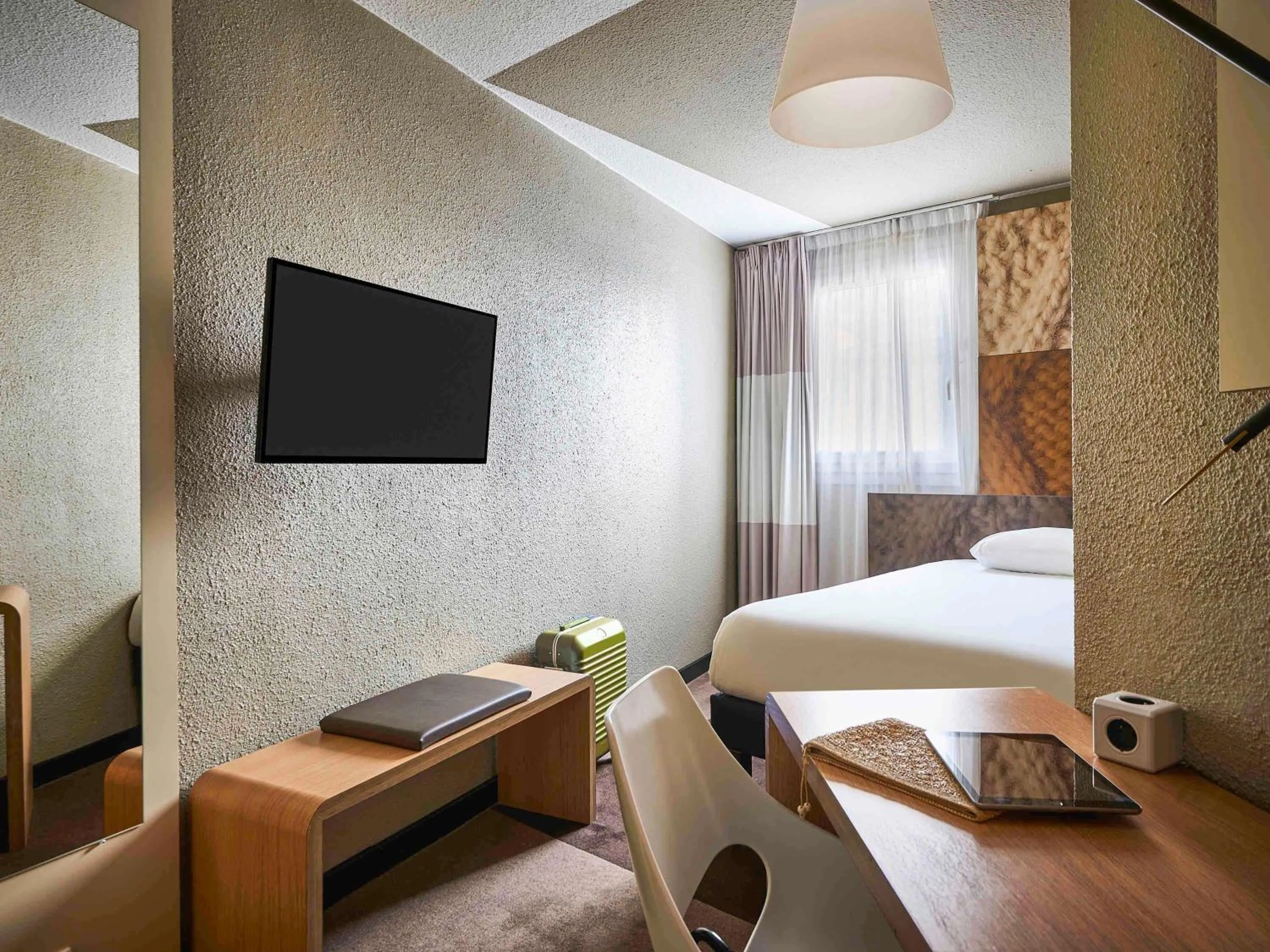 Bedroom, Bed in ibis Paris Avenue d'Italie 13ème