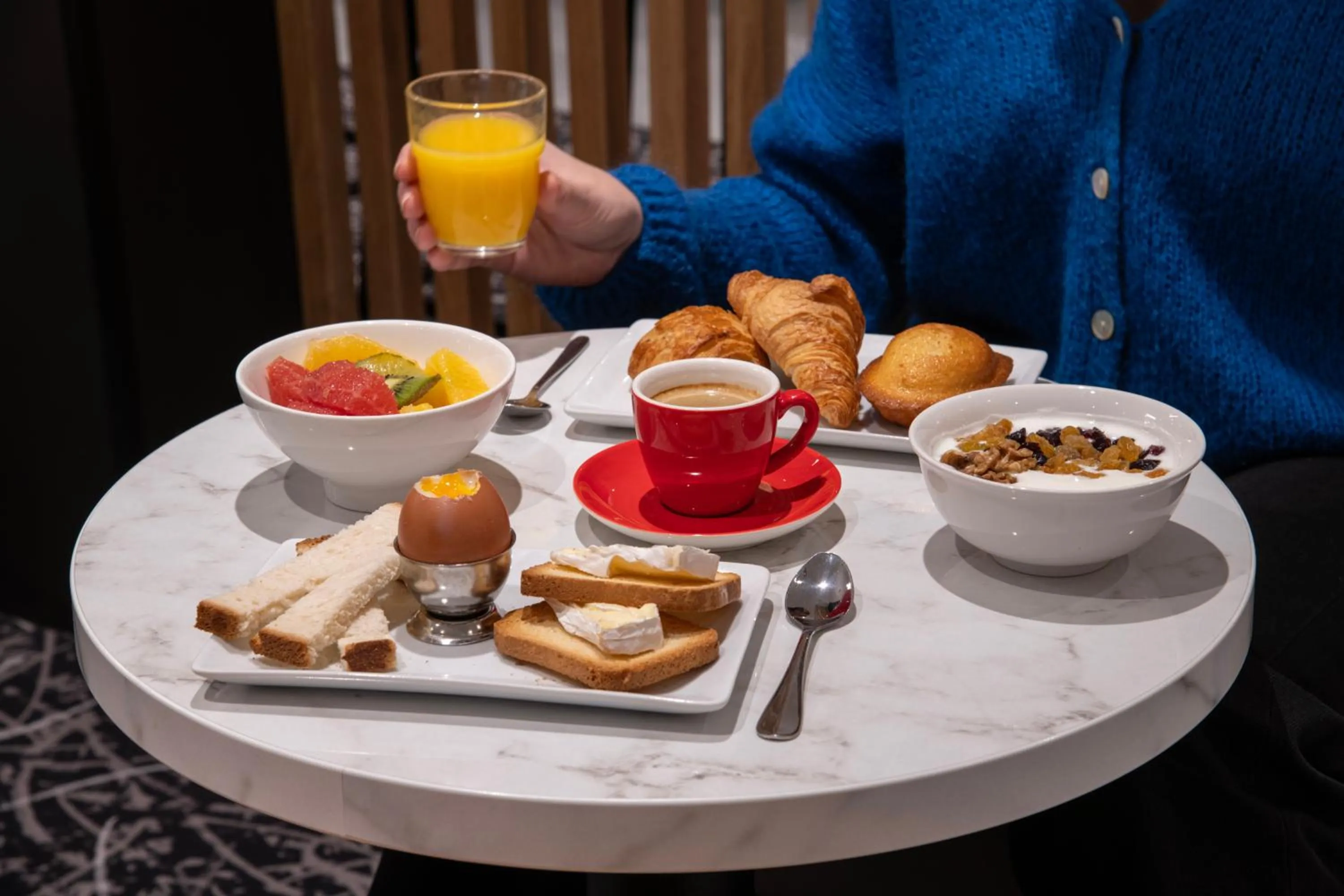 Continental breakfast in ibis Paris Avenue d'Italie 13ème