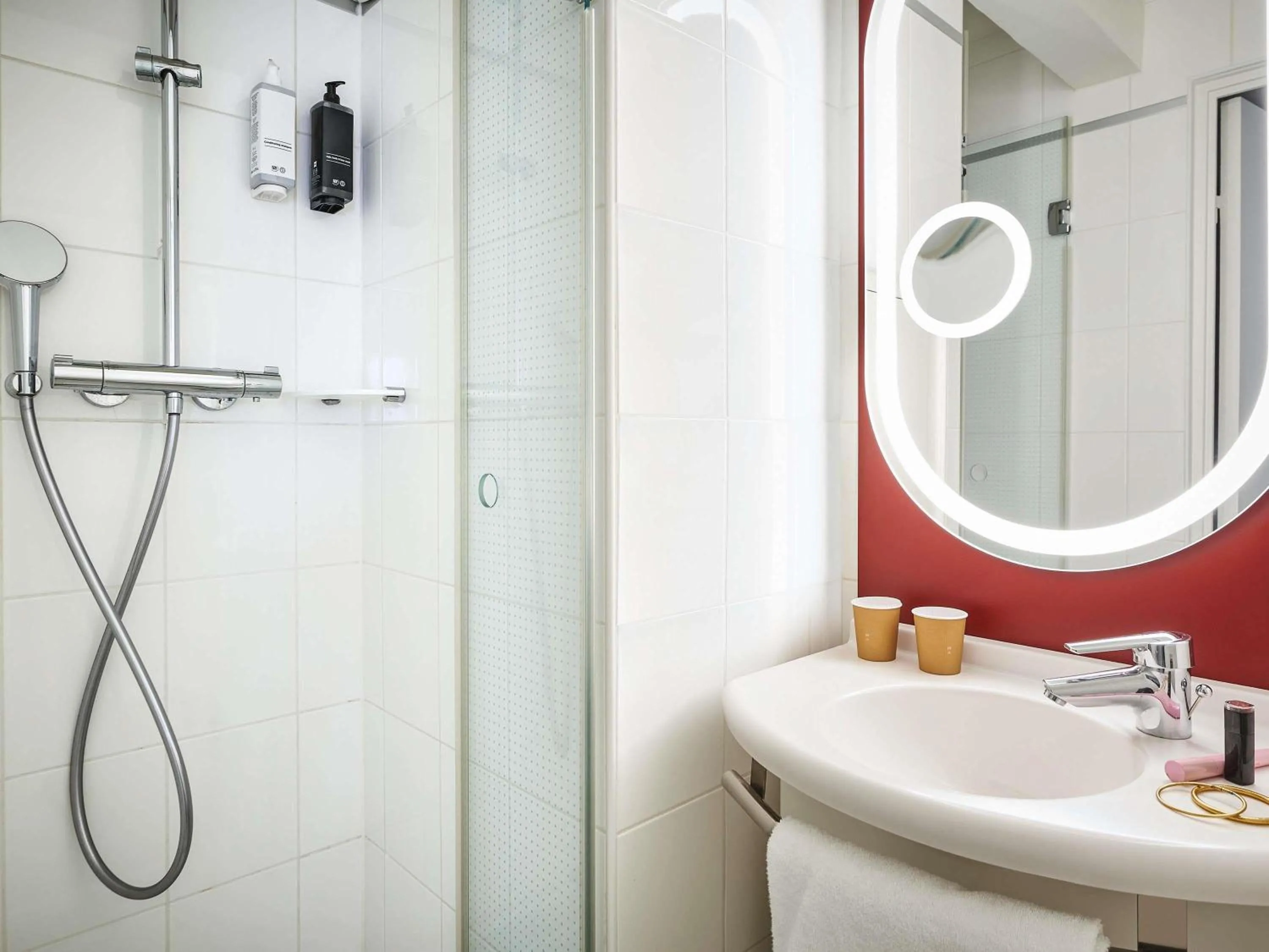 Bedroom in ibis Paris Avenue d'Italie 13ème