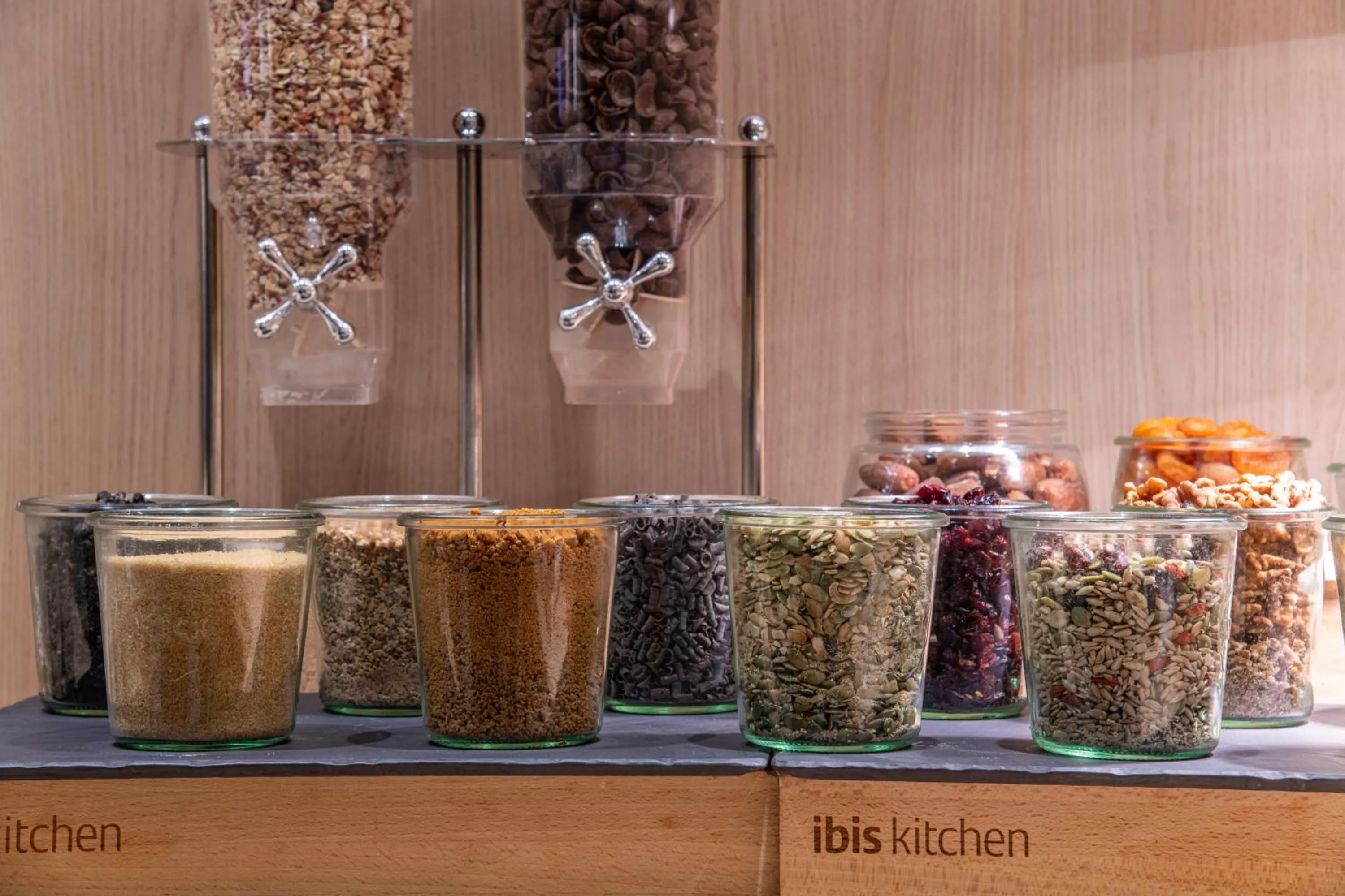 Buffet breakfast in ibis Paris Avenue d'Italie 13ème