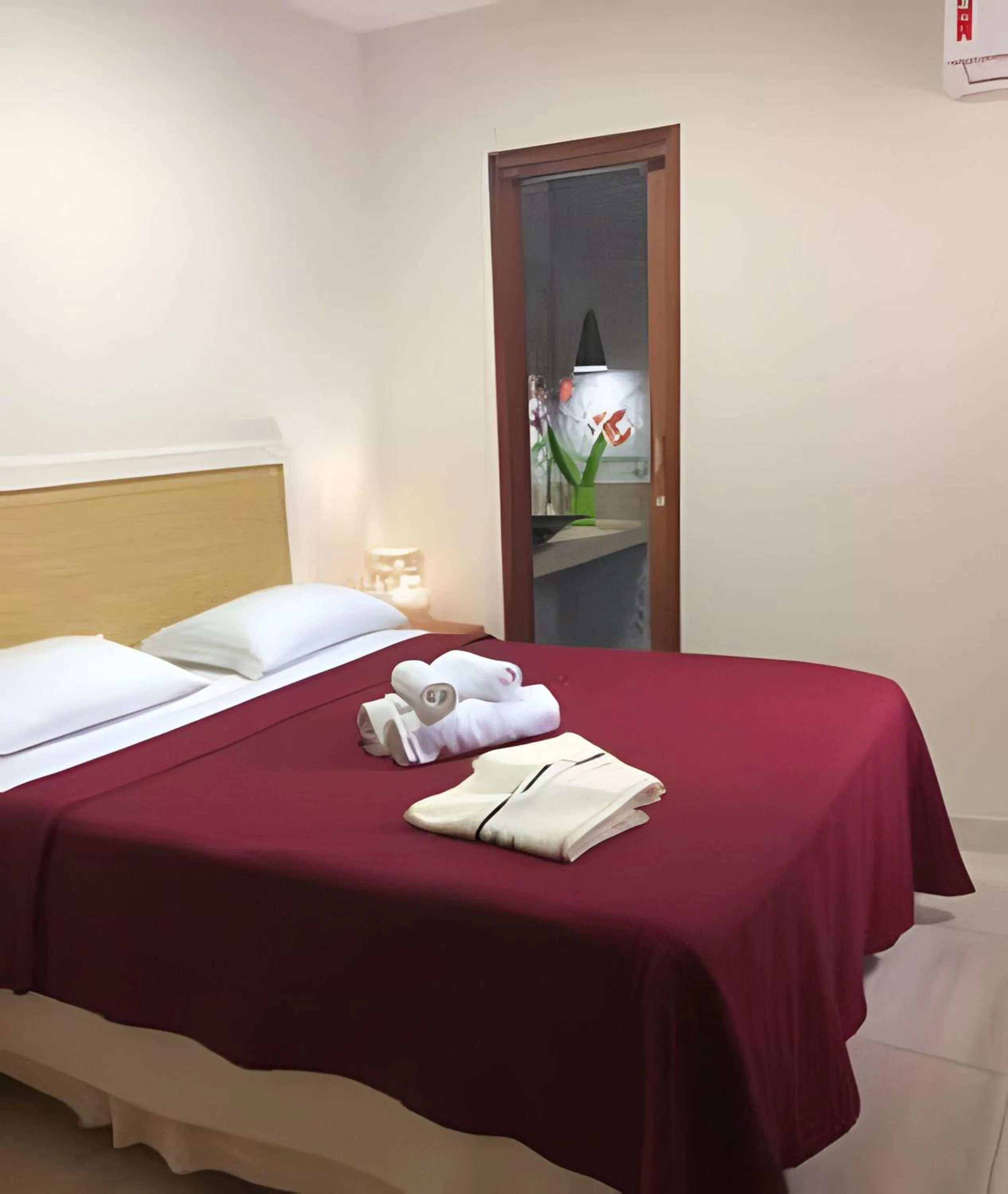 Bed in Cardeiro Flat