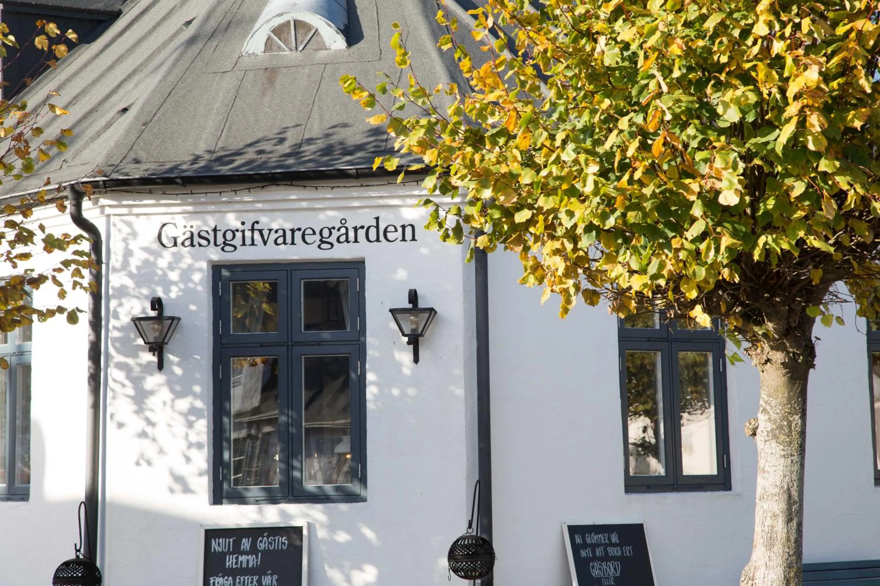 Facade/entrance in Skanörs Gästgifvaregård