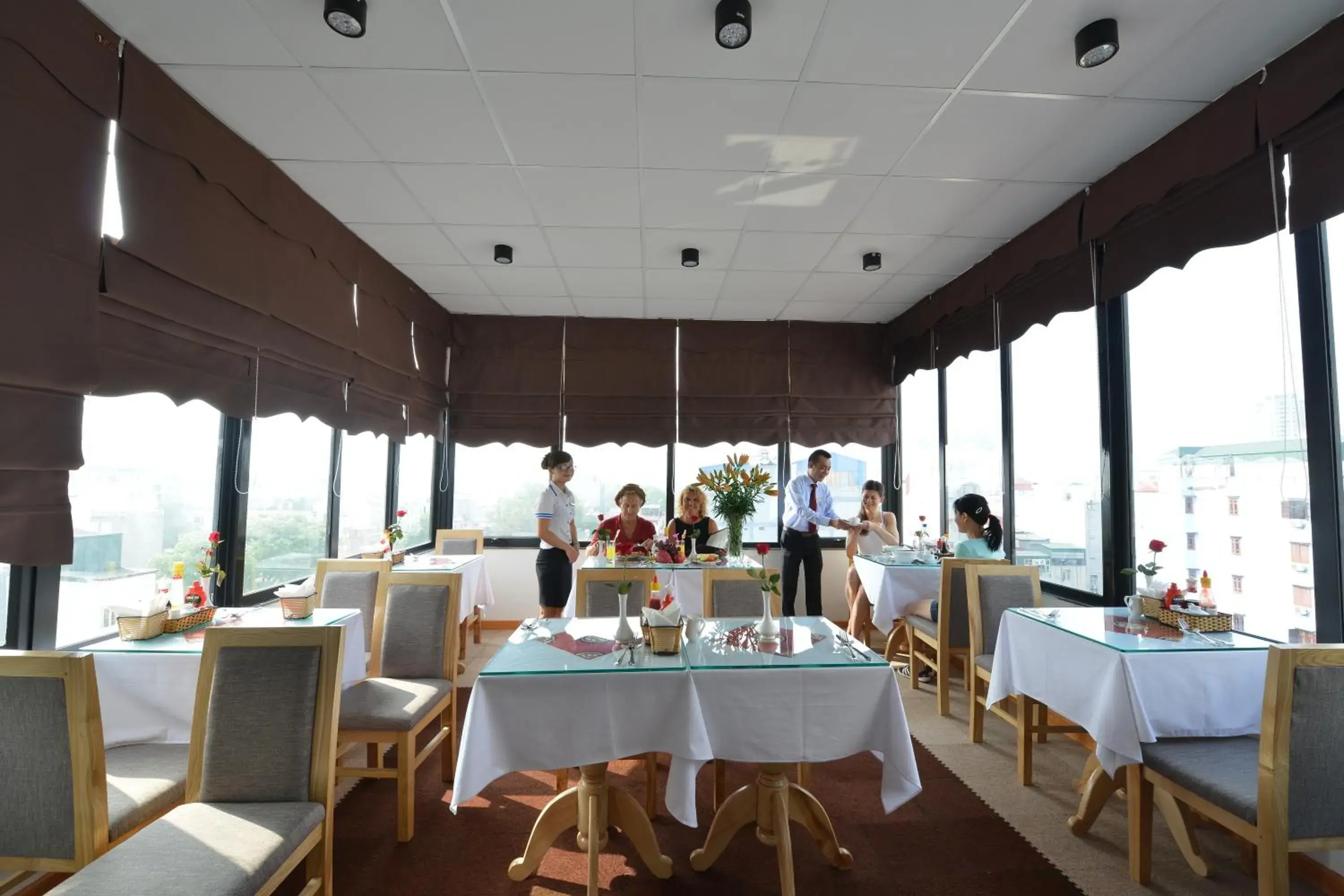 Restaurant/places to eat in Blue Hanoi Inn Hotel Restaurant/places to eat in Blue Hanoi Inn Hotel