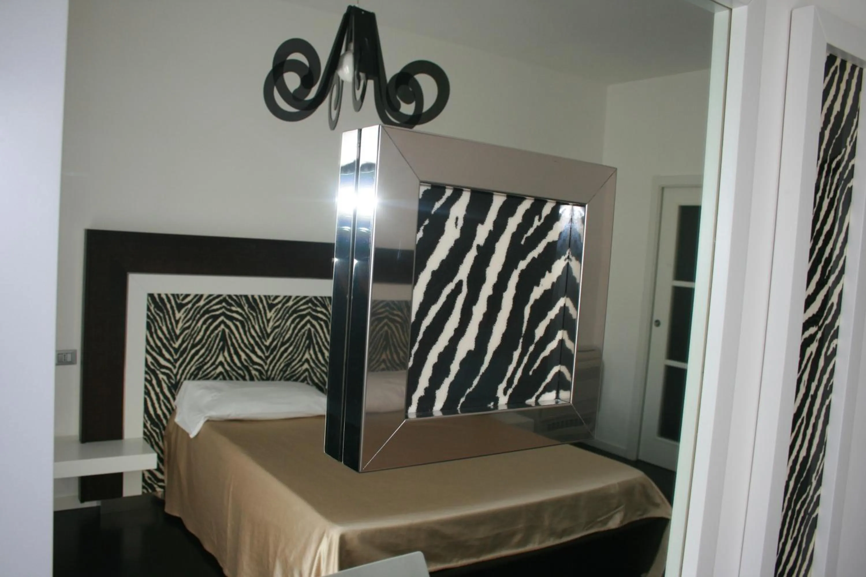 Bedroom, Bed in Mille e Una Notte