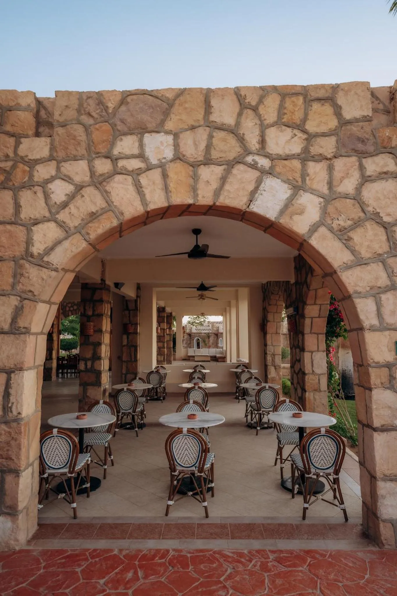 Restaurant/places to eat in Seti Abu Simbel Lake Resort