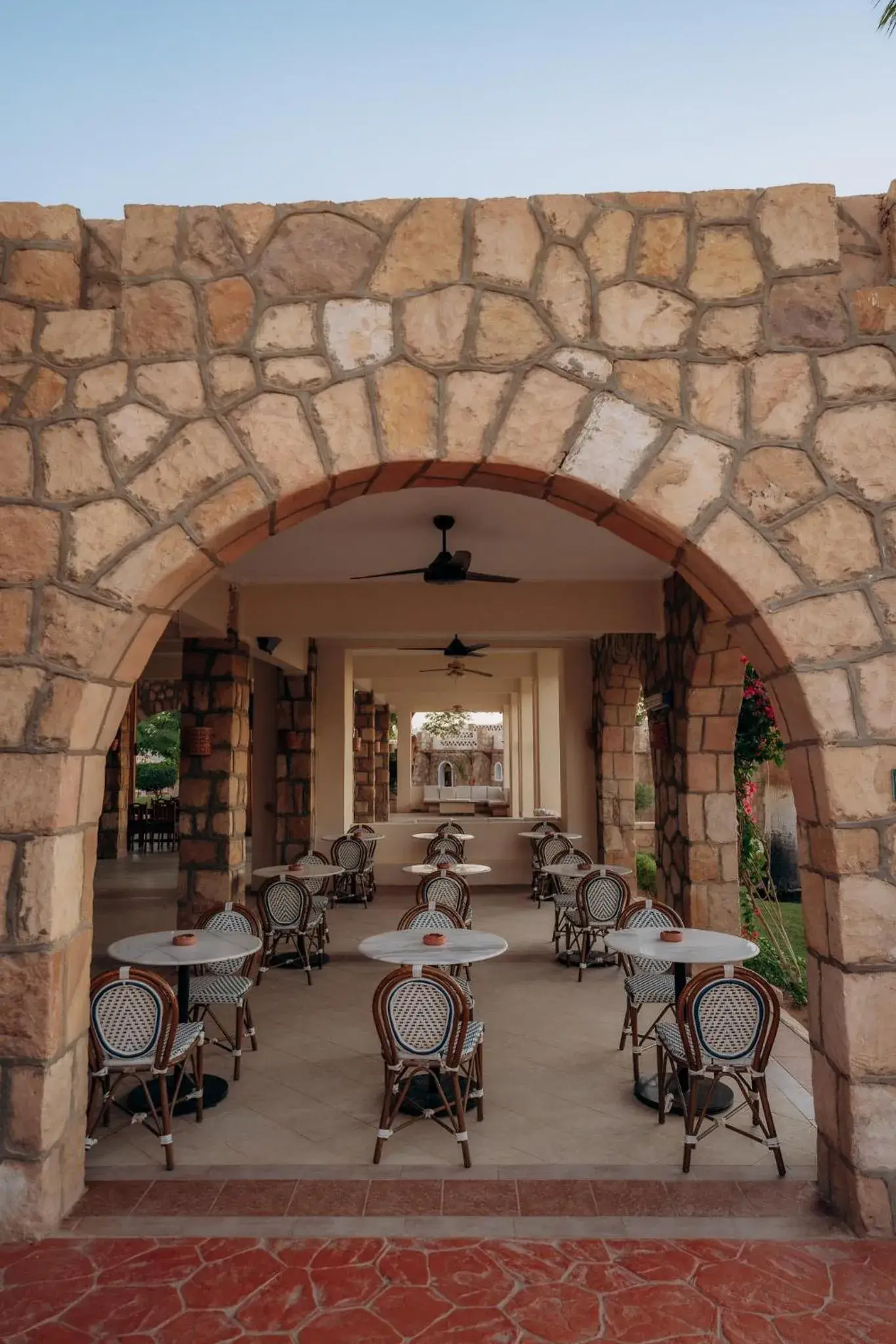 Restaurant/places to eat in Seti Abu Simbel Lake Resort Restaurant/places to eat in Seti Abu Simbel Lake Resort