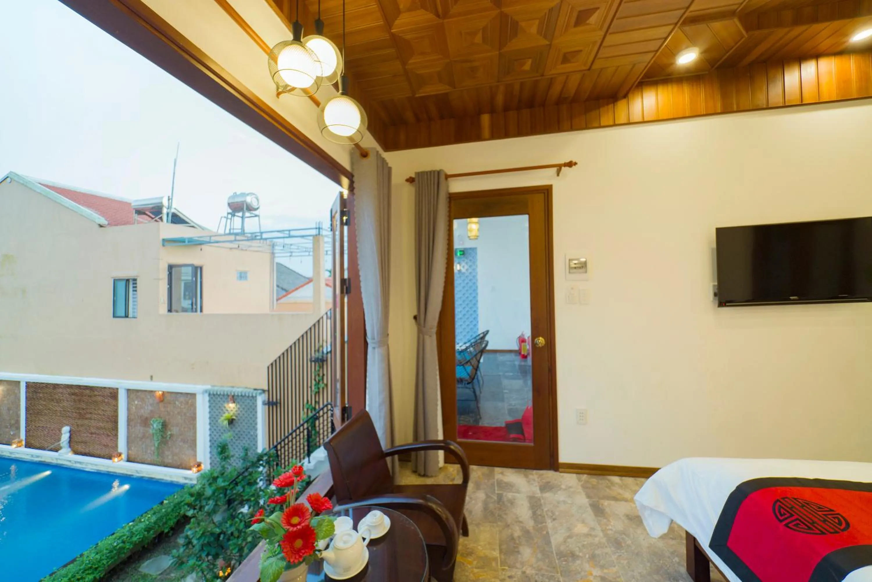 Photo of the whole room, Bed in Green Grapefruit Villa