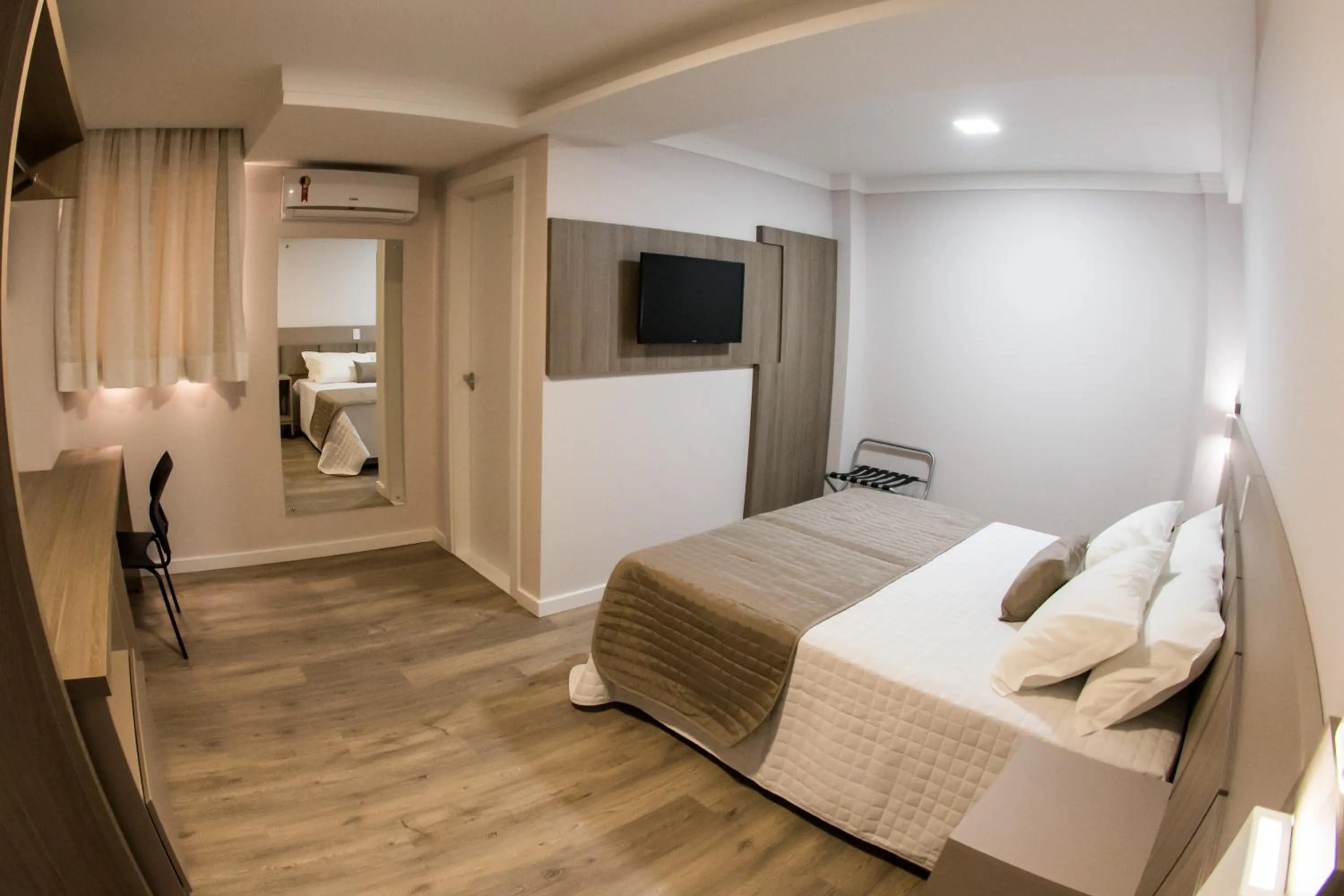 Deluxe Queen Room in Laranjeiras Palace Hotel
