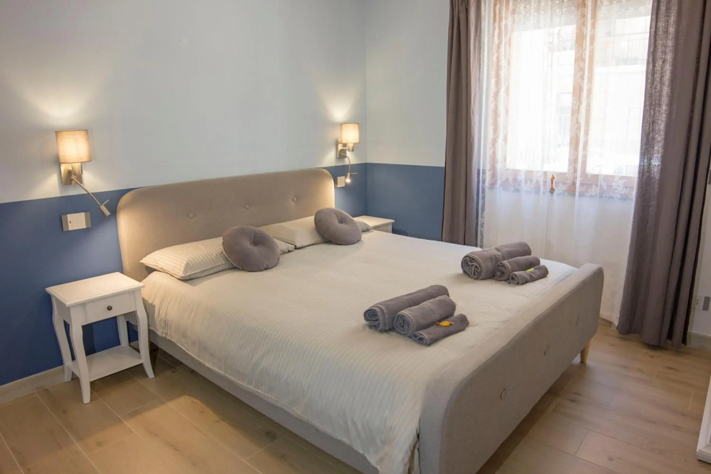 Double Room with Private Bathroom in Shardan Guest House Double Room with Private Bathroom in Shardan Guest House