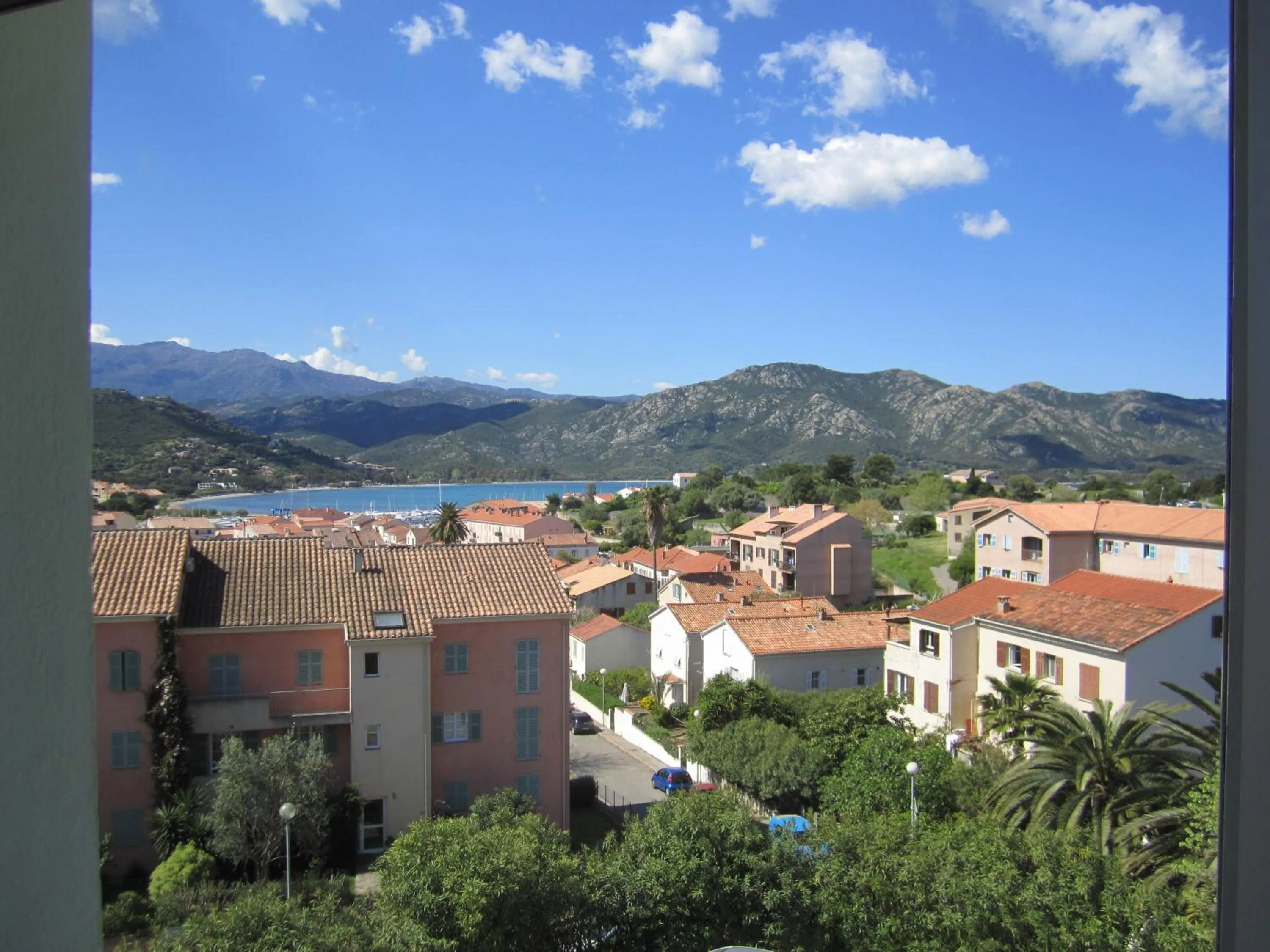 View (from property/room), Mountain View in Hotel Madame Mere