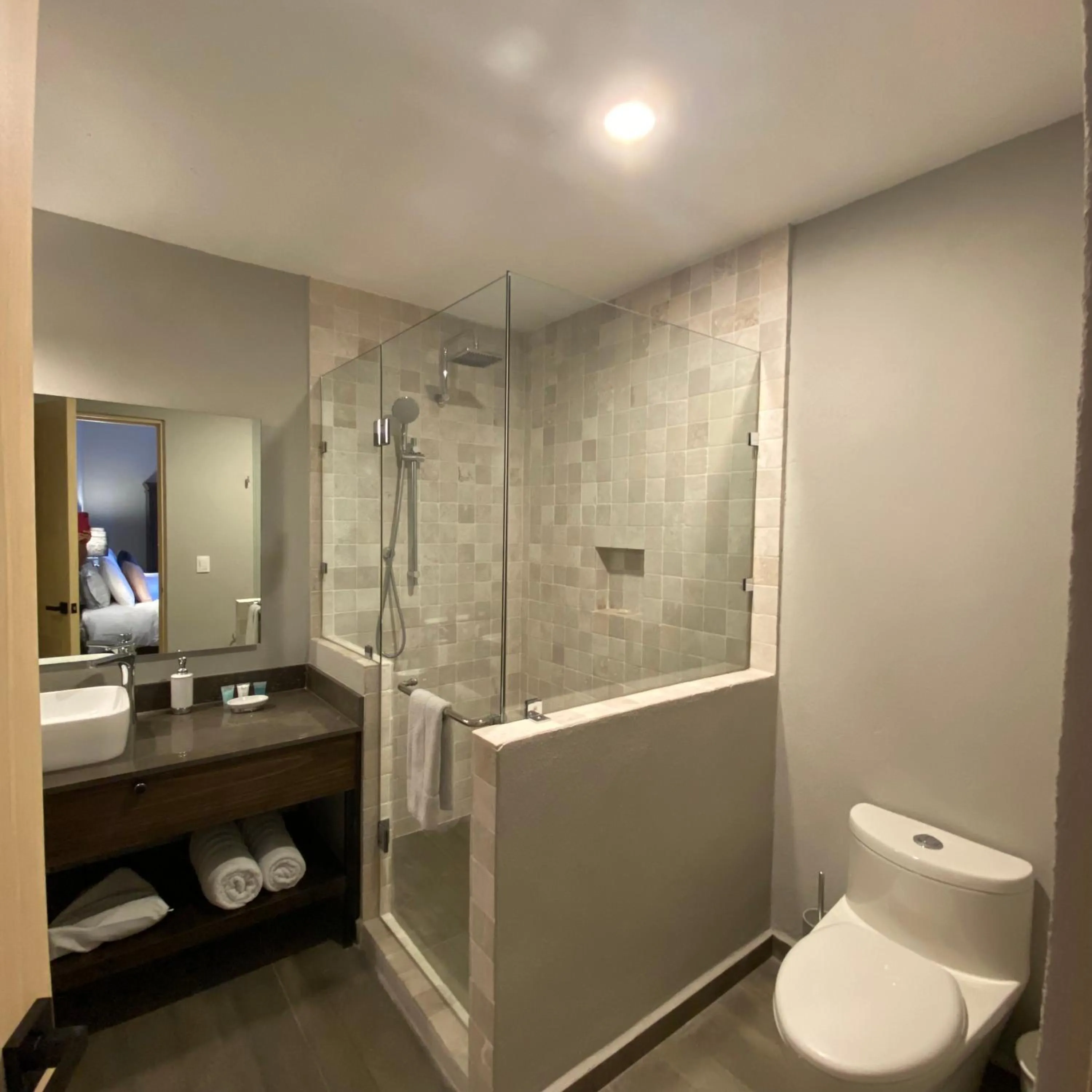 Bathroom in Hotel Casa Once