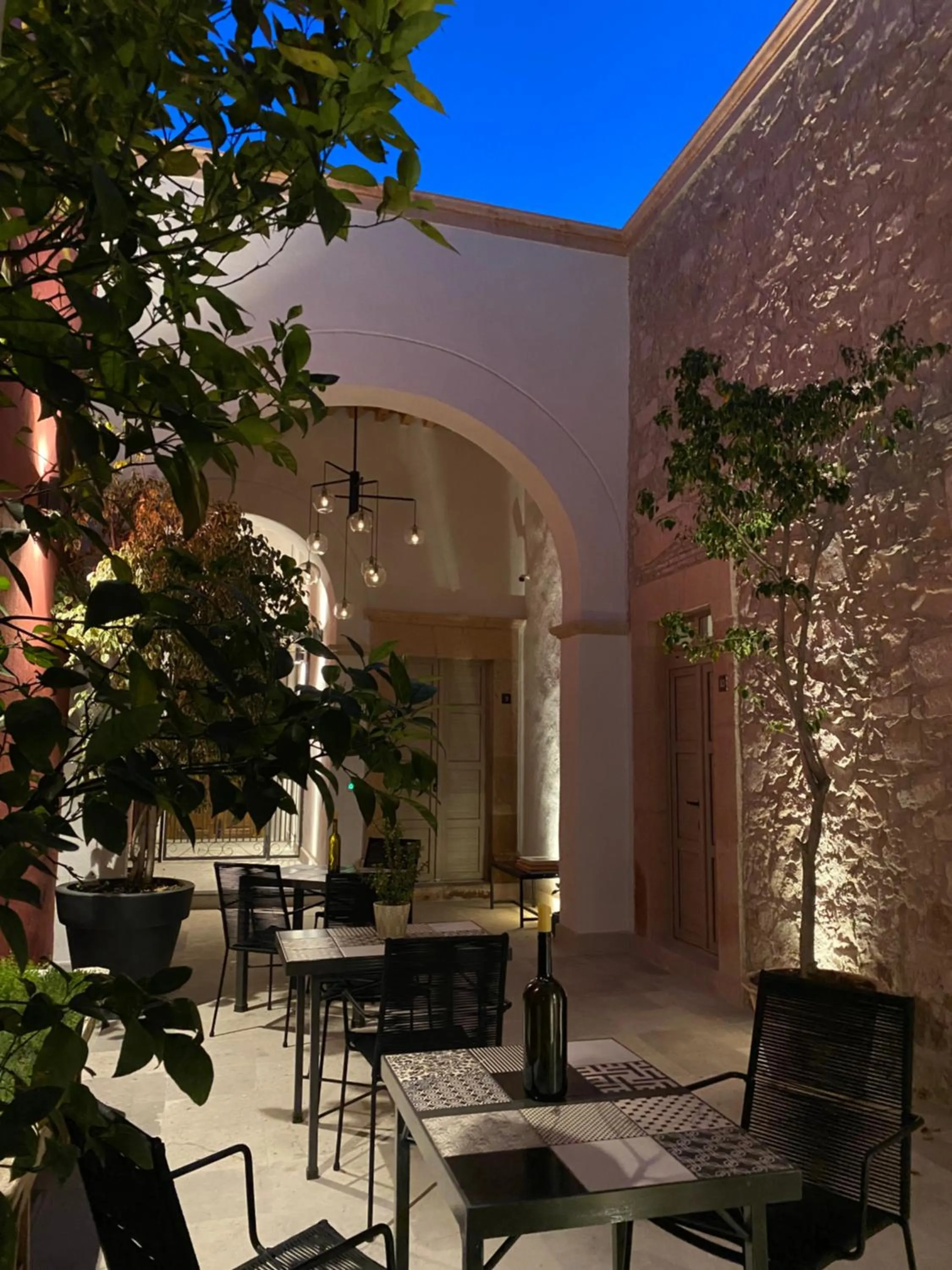 Property building in Hotel Casa Once