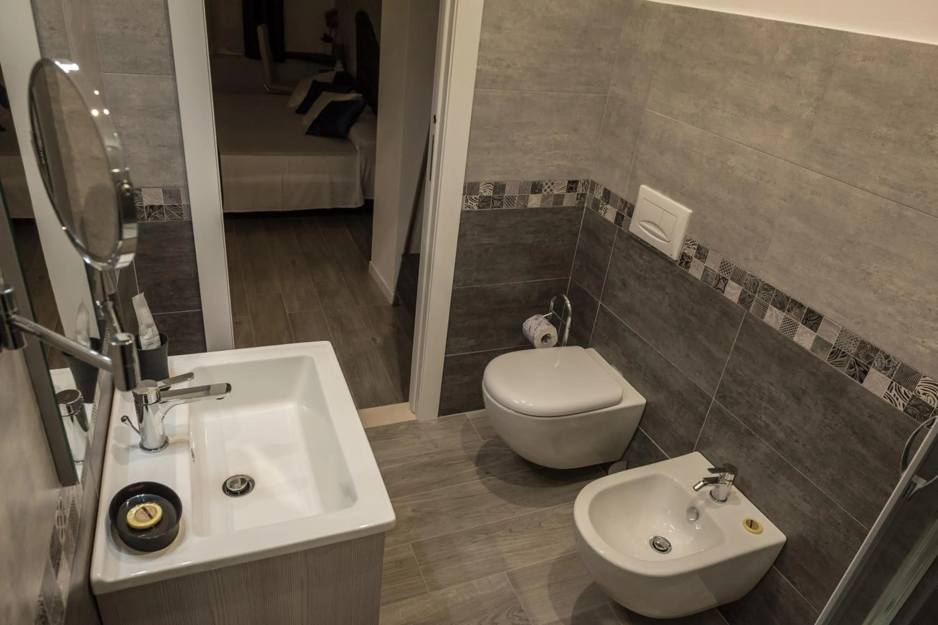 Shower in B&B Elegance