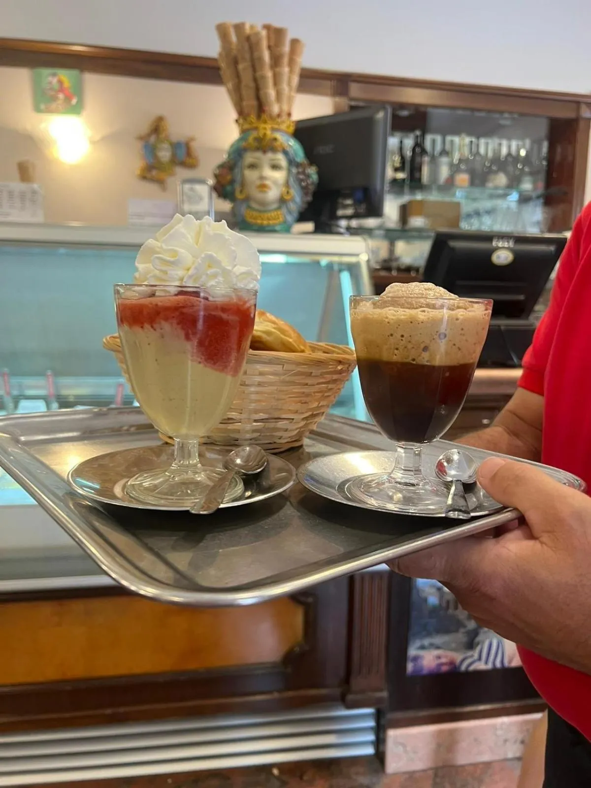 Food and drinks in B&B Elegance