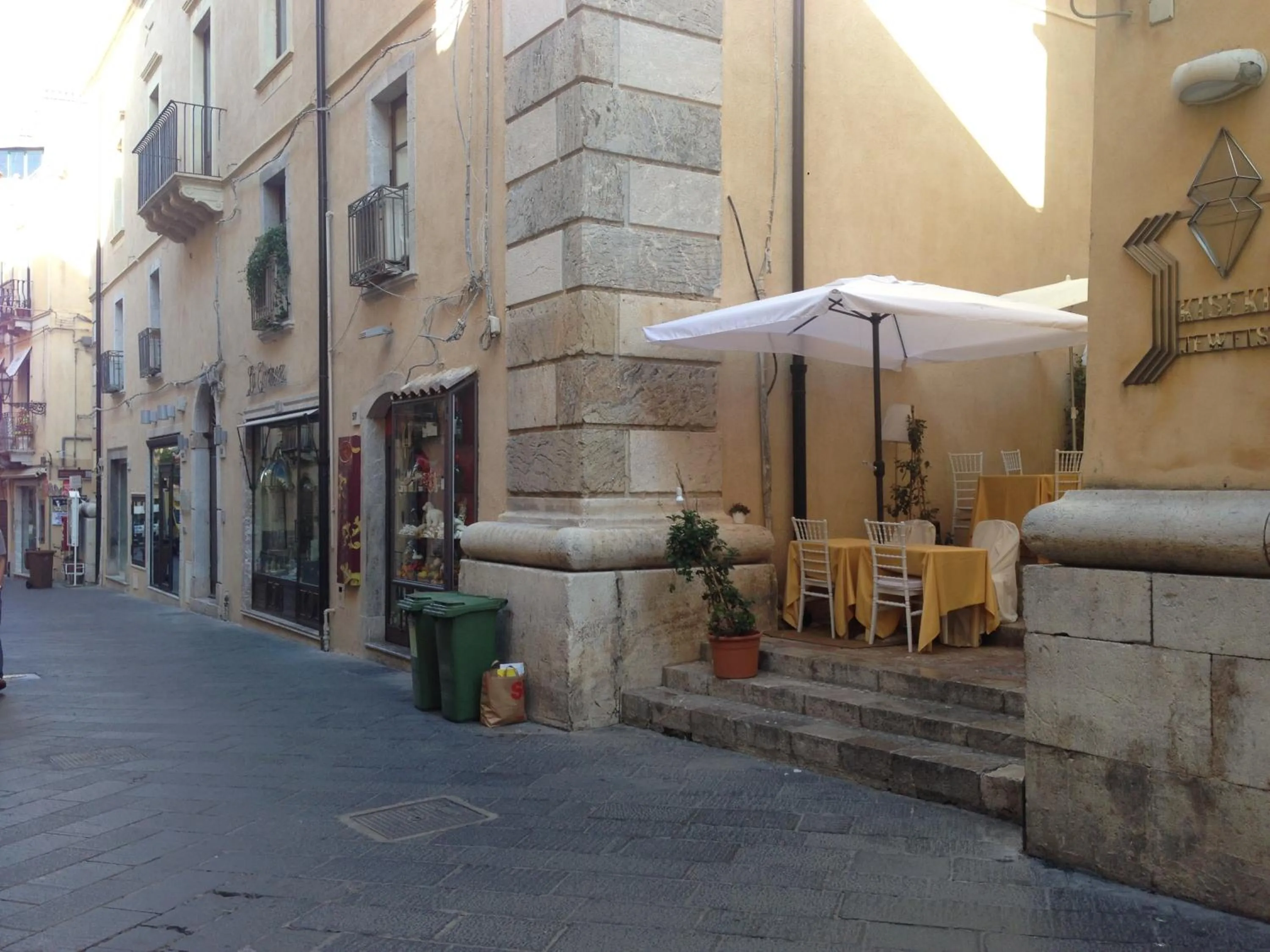 Property building in B&B Elegance