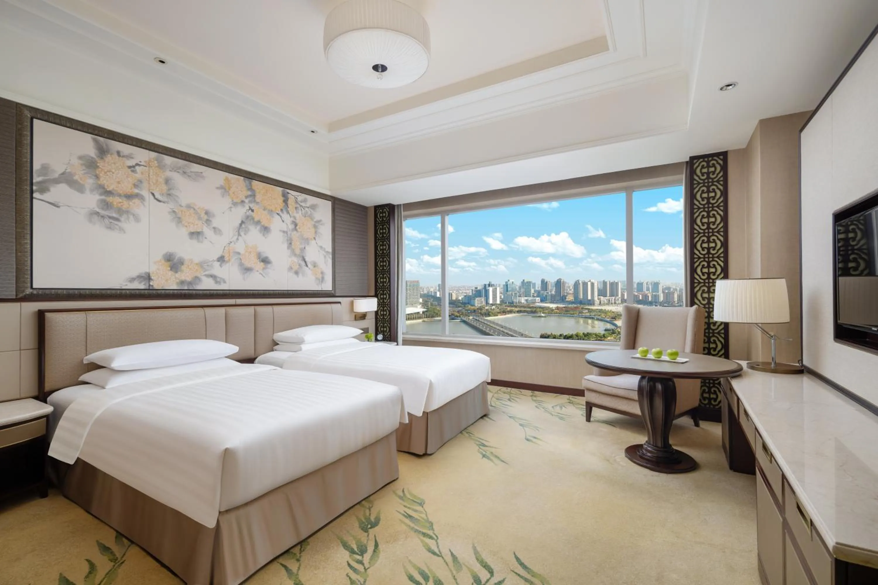 Property building, Bed in Shangri-La Yangzhou
