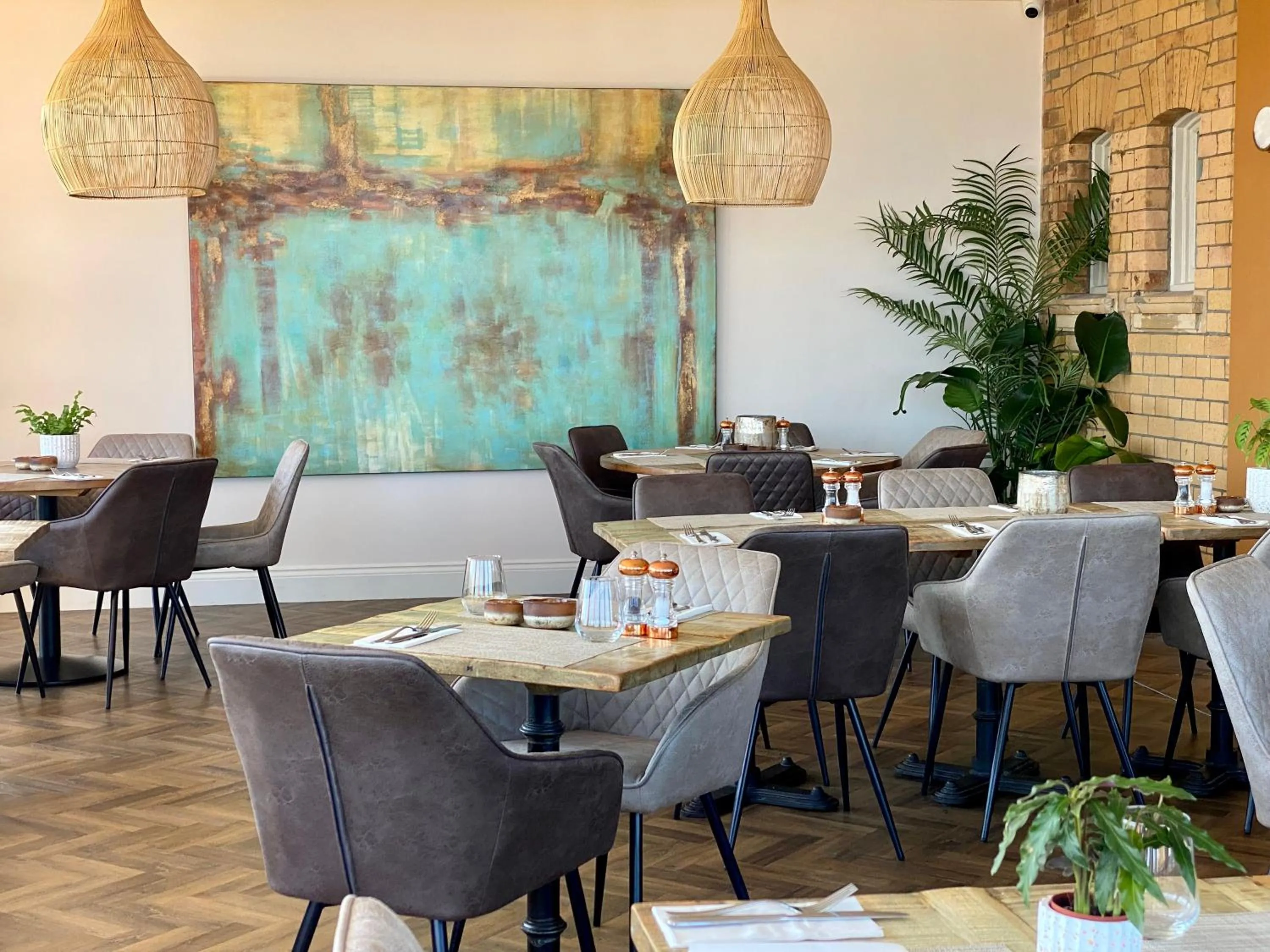 Restaurant/places to eat in The Spa Hotel