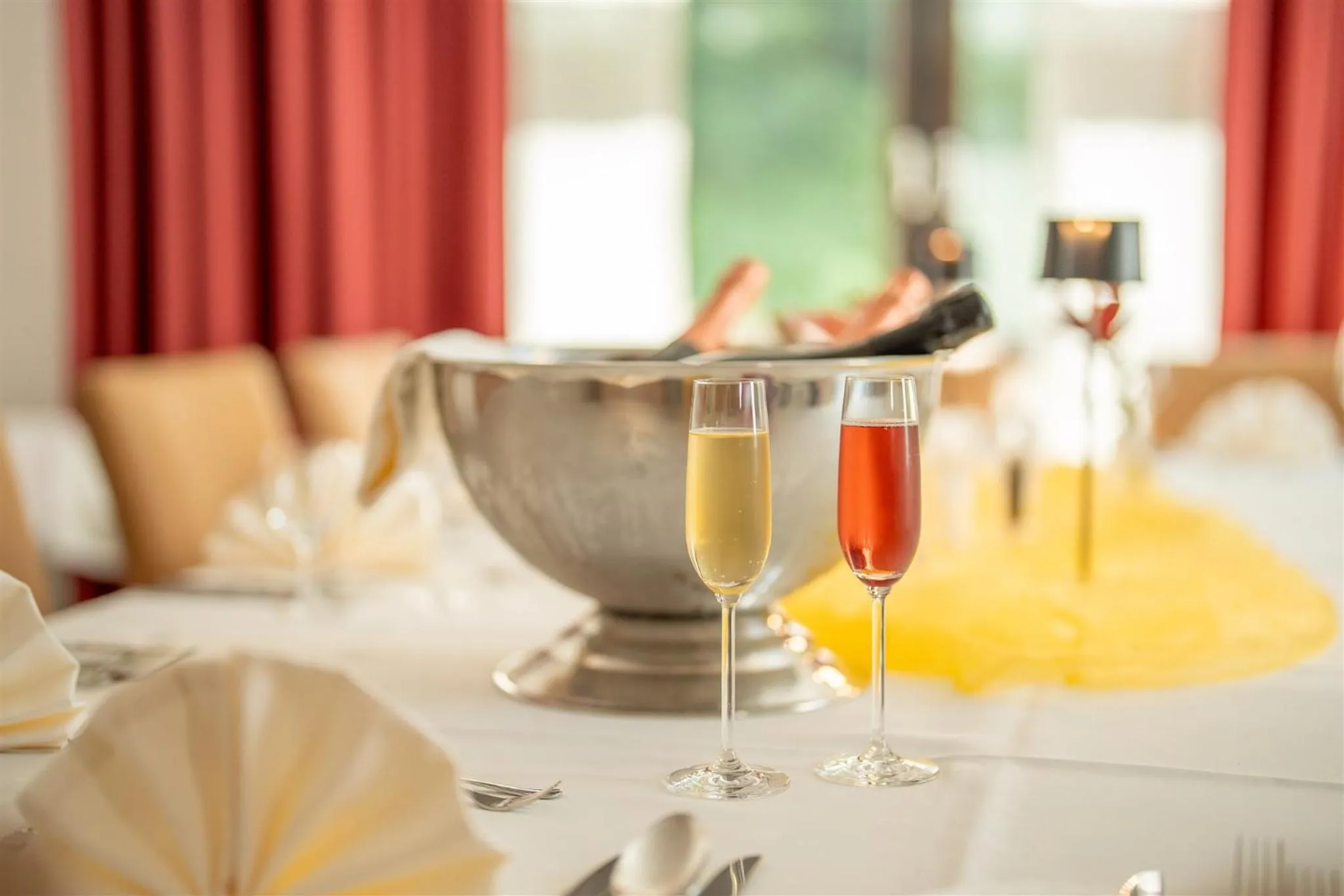 Restaurant/places to eat in Waldhotel Eisenberg