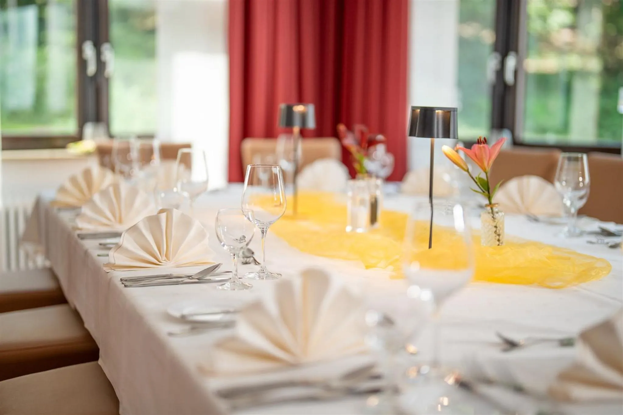 Restaurant/places to eat in Waldhotel Eisenberg