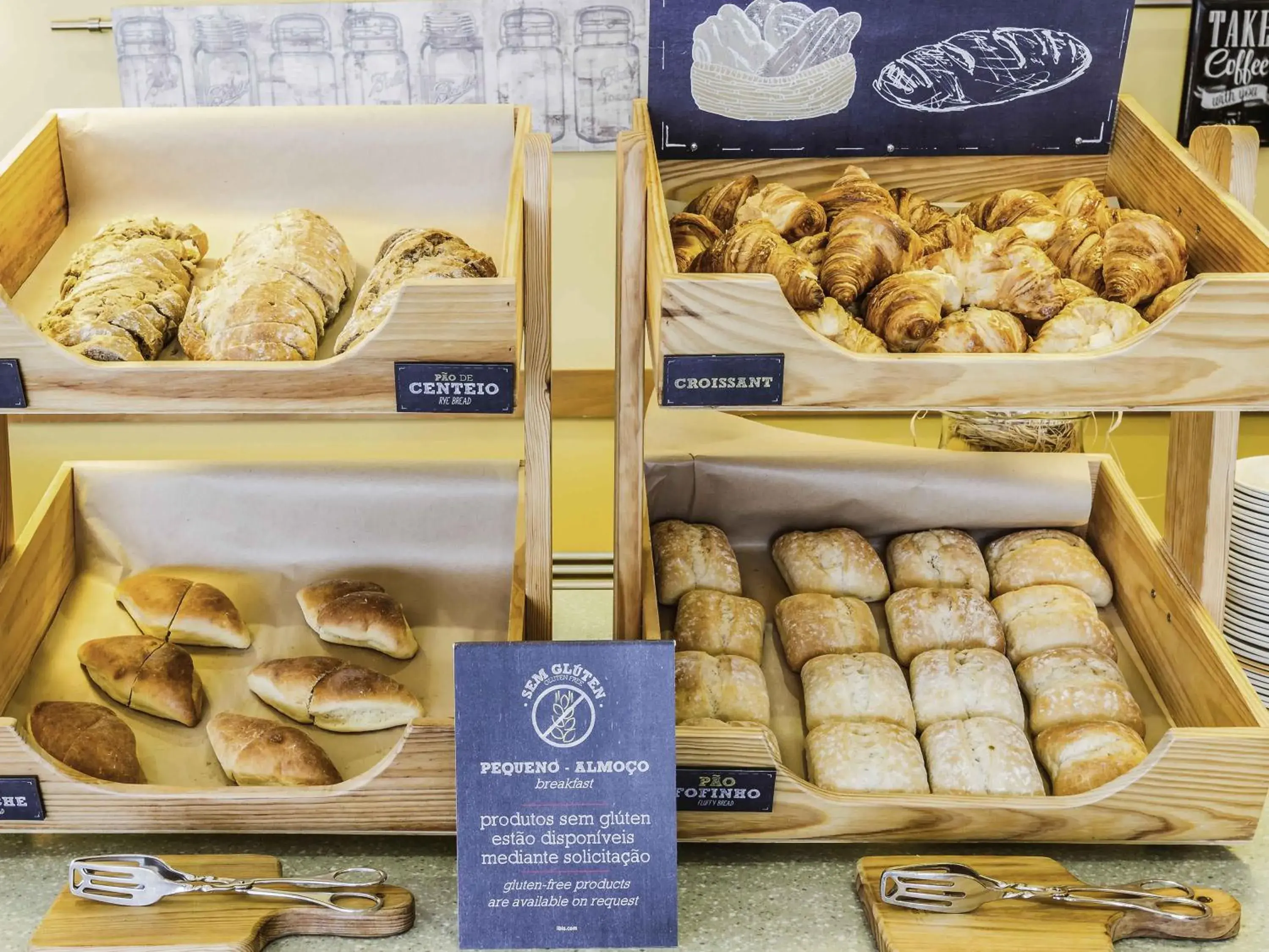 Breakfast in Hotel ibis Porto Sao Joao Breakfast in Hotel ibis Porto Sao Joao