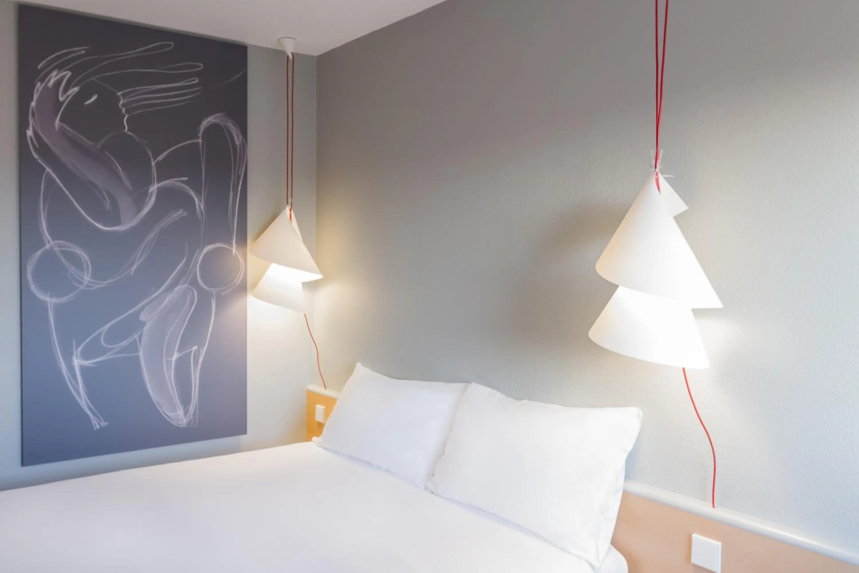 Bedroom, Bed in Hotel ibis Porto Sao Joao