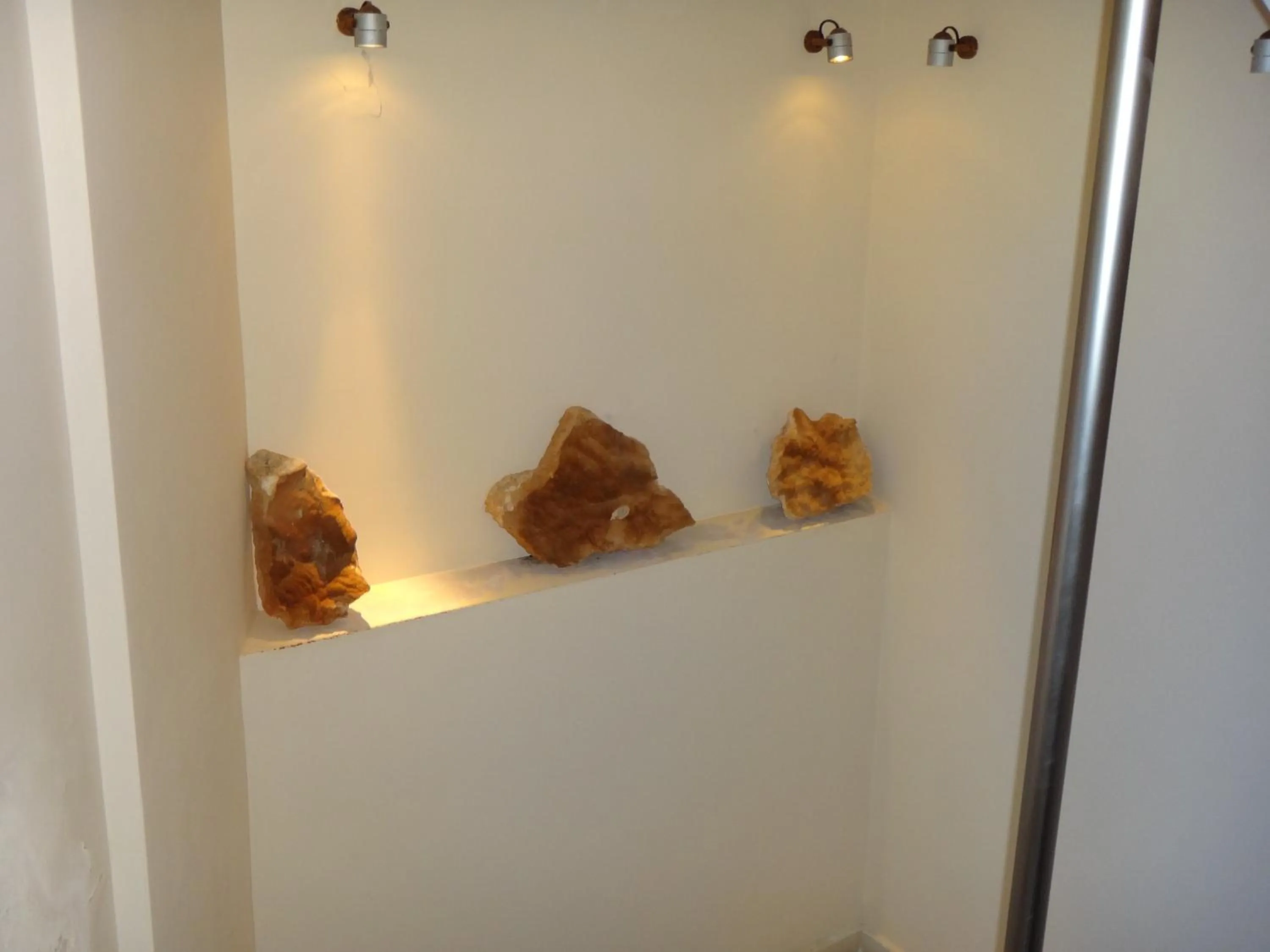 Decorative detail in 9 Queens Spa Hotel