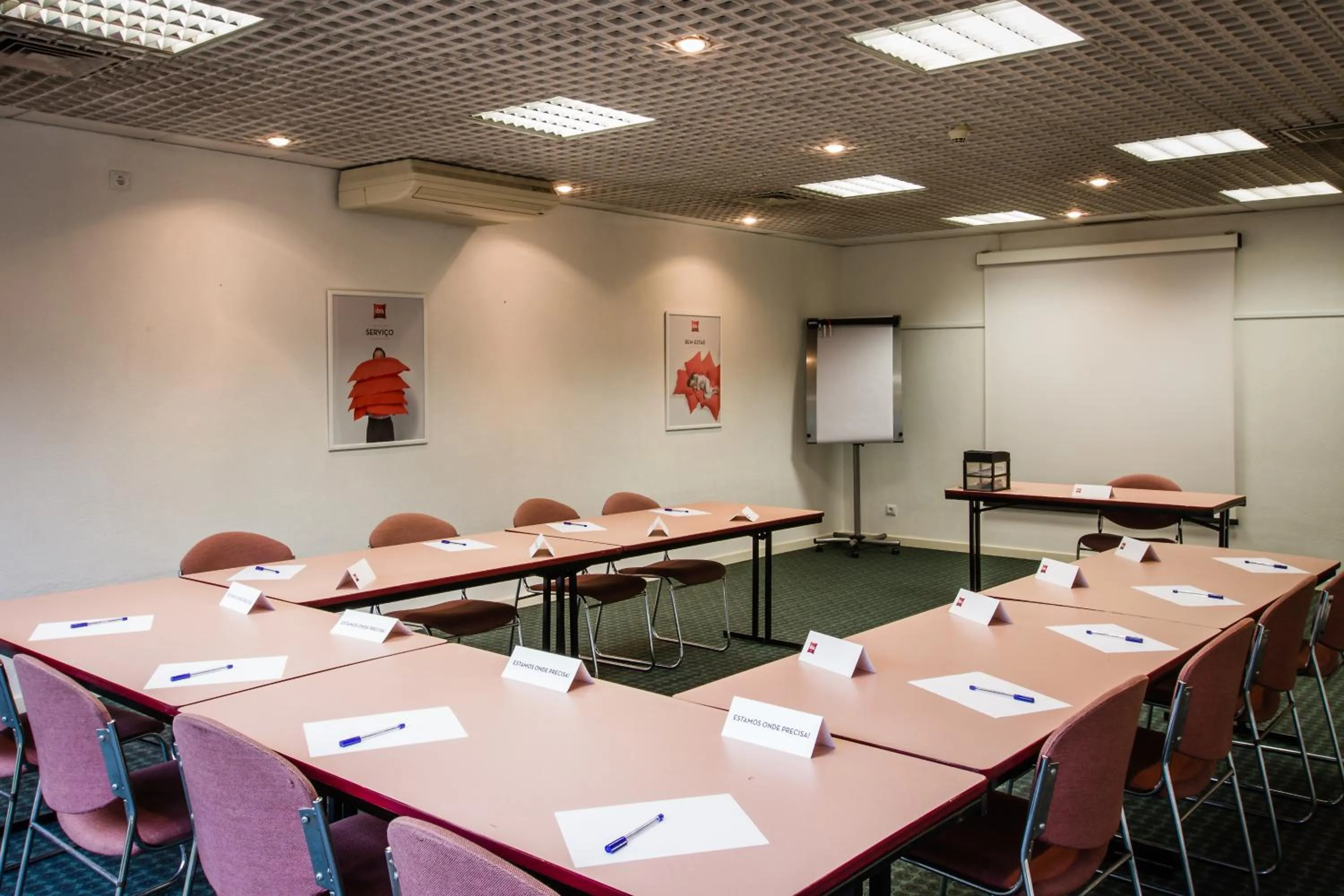 Business facilities in Hotel ibis Porto Sul Europarque