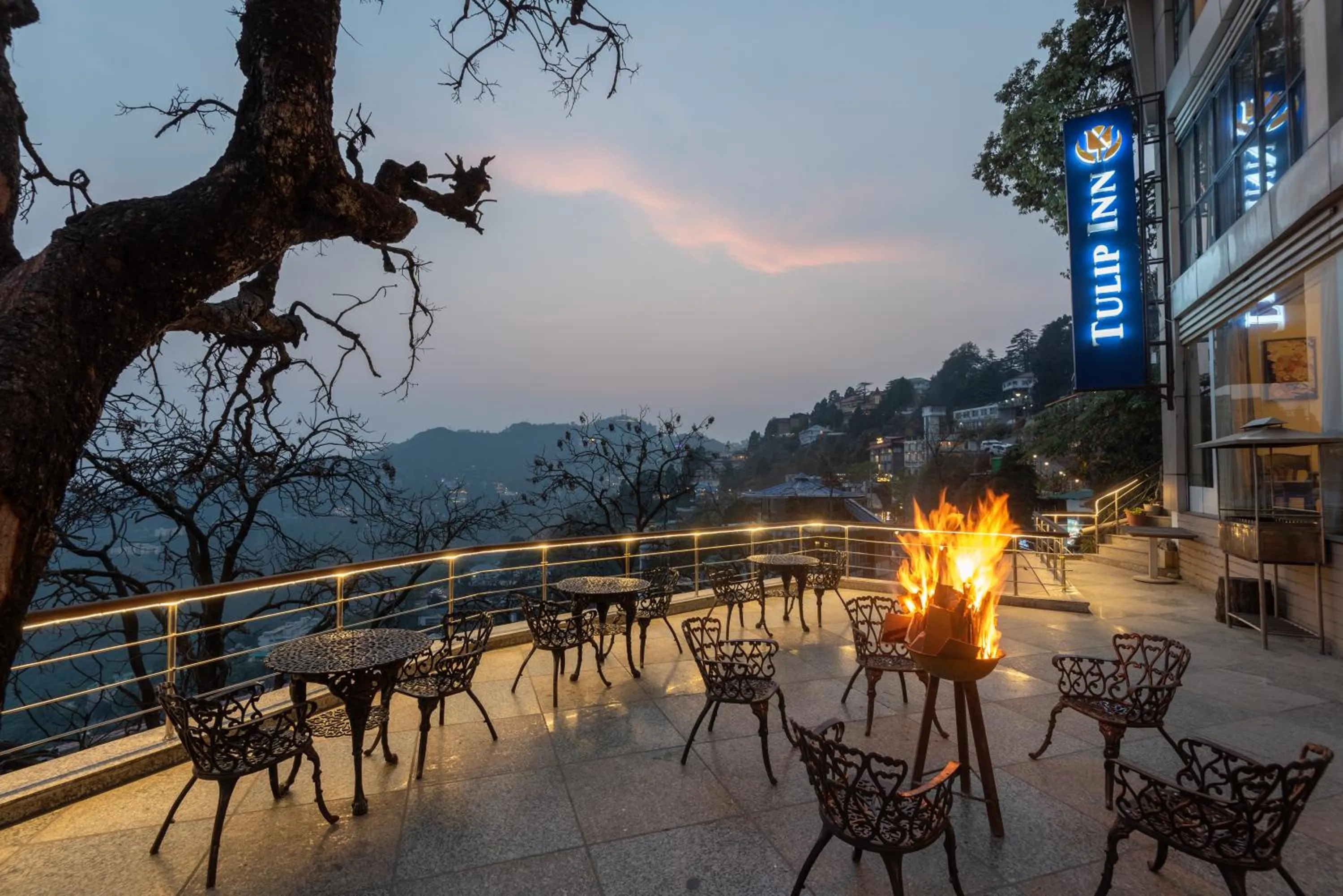 Balcony/Terrace in Tulip Inn Green Castle Mall road