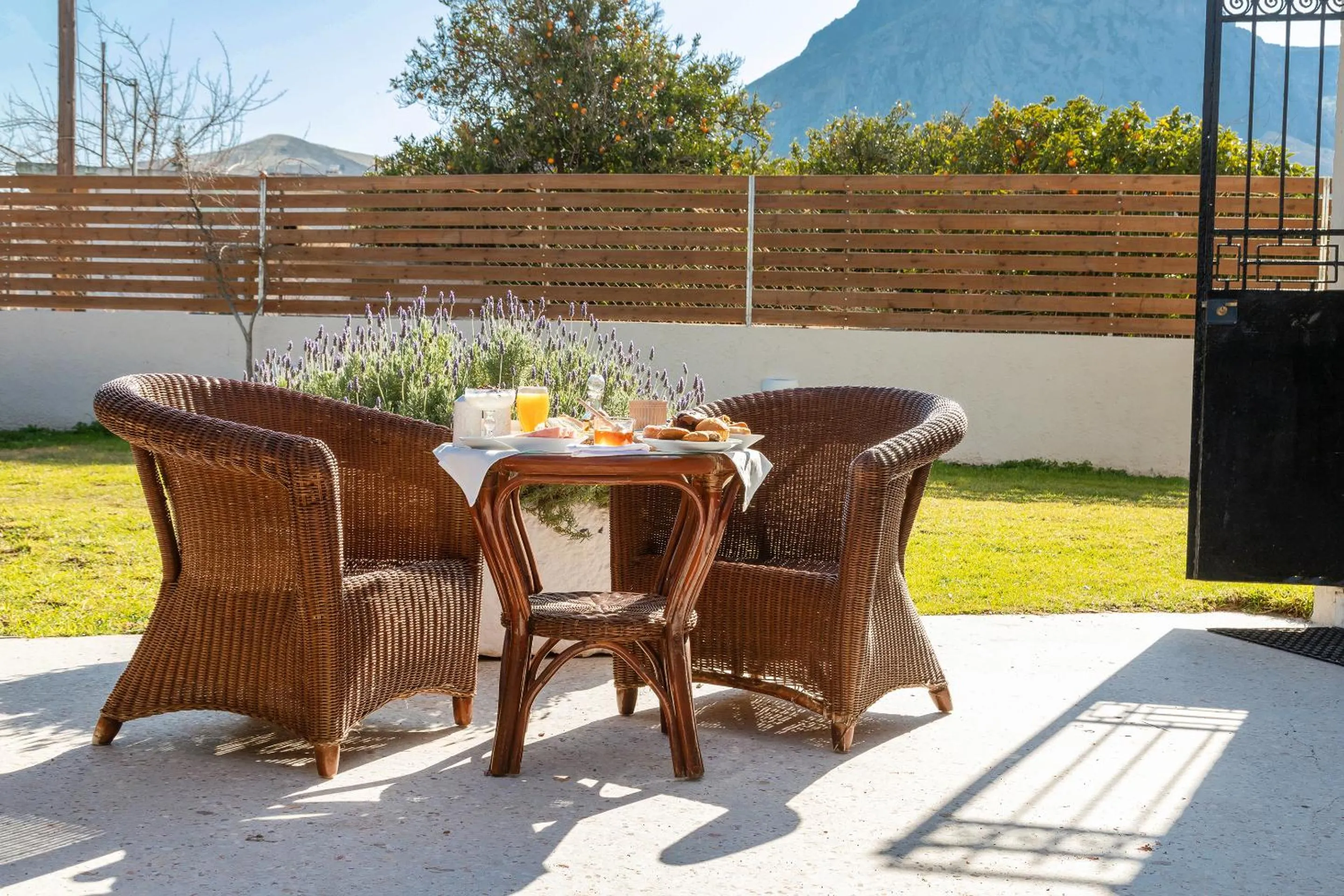 Patio in Jo Marinis Rooms