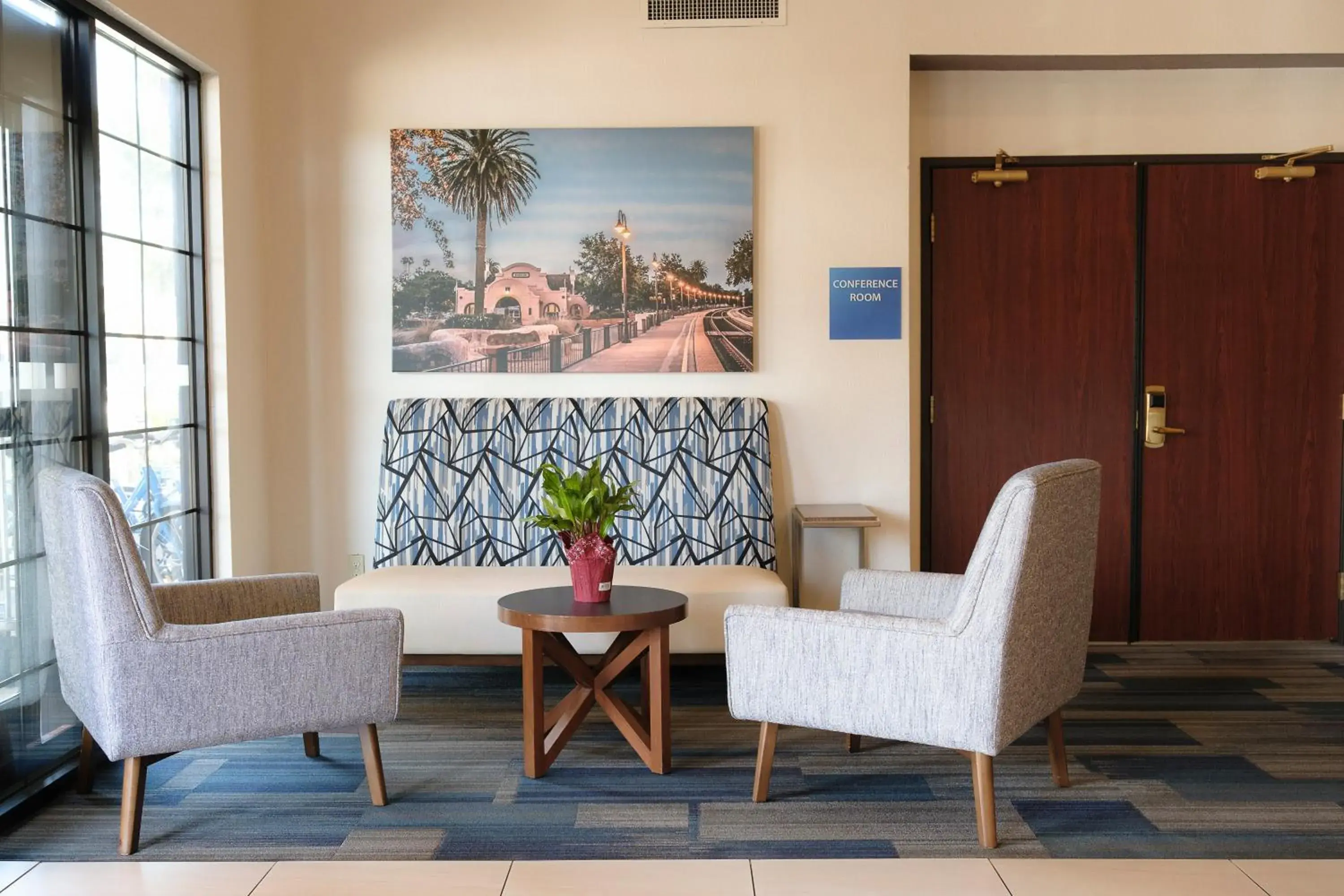 Lobby or reception in Holiday Inn Express Davis-University Area by IHG Lobby or reception in Holiday Inn Express Davis-University Area by IHG