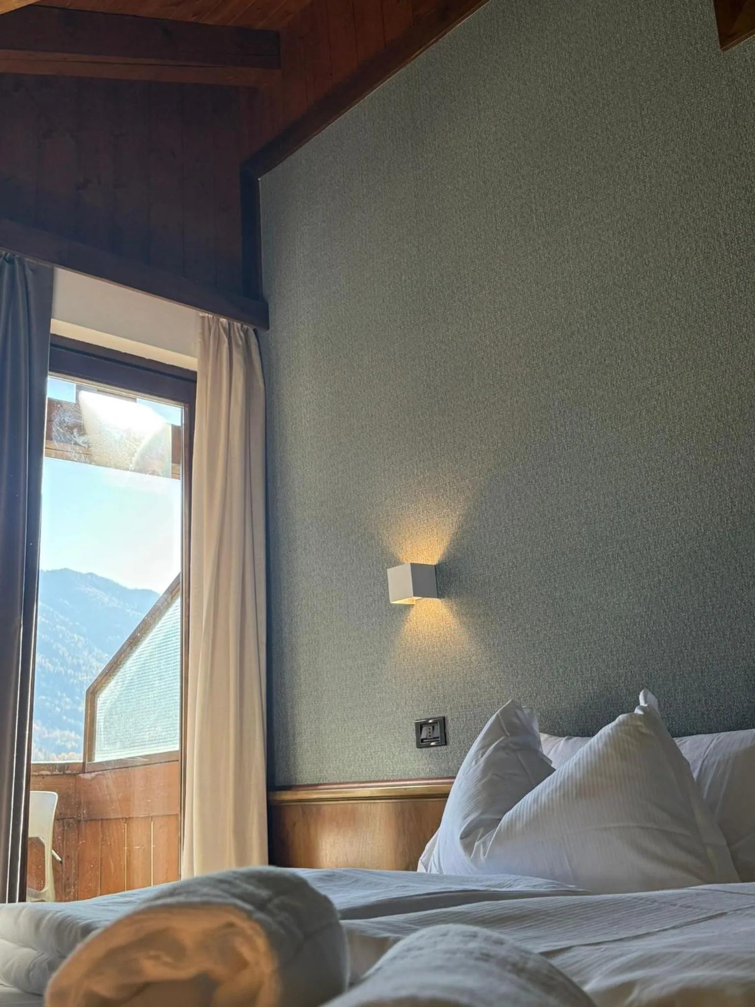 Bed in Aria Life Hotel Pinzolo