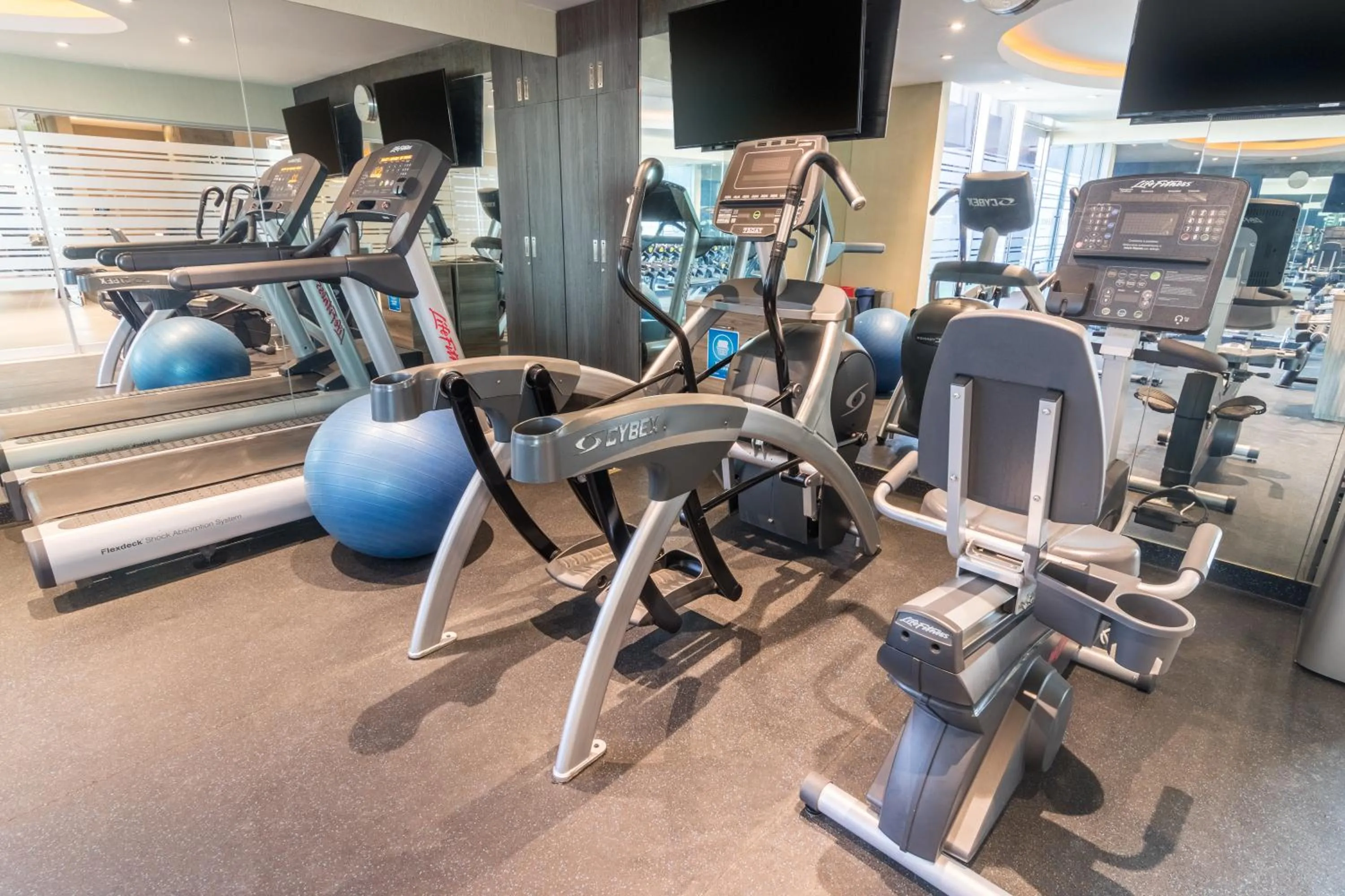 Fitness centre/facilities in Sonesta Hotel Arequipa