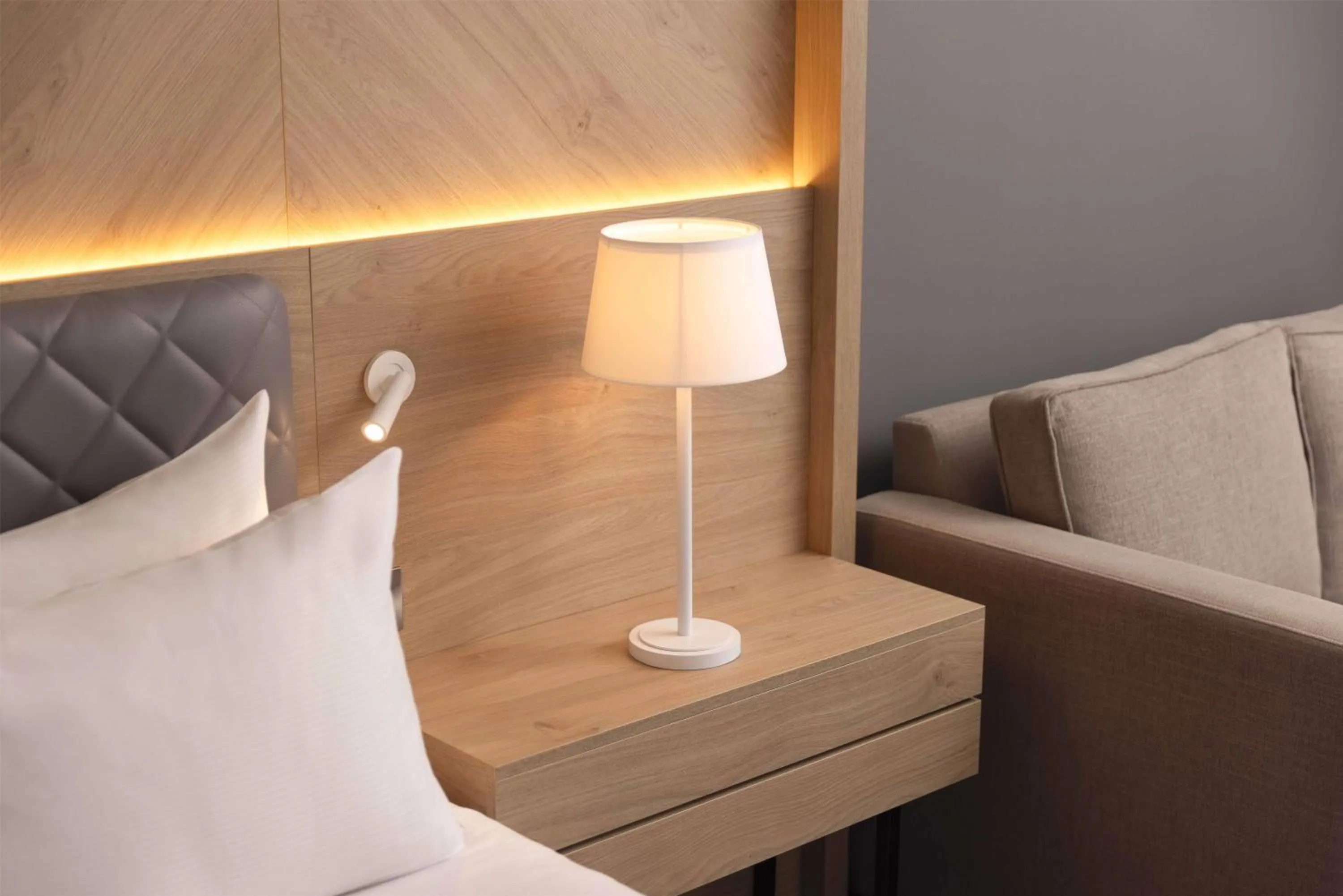 Bed in Hilton Northampton Hotel