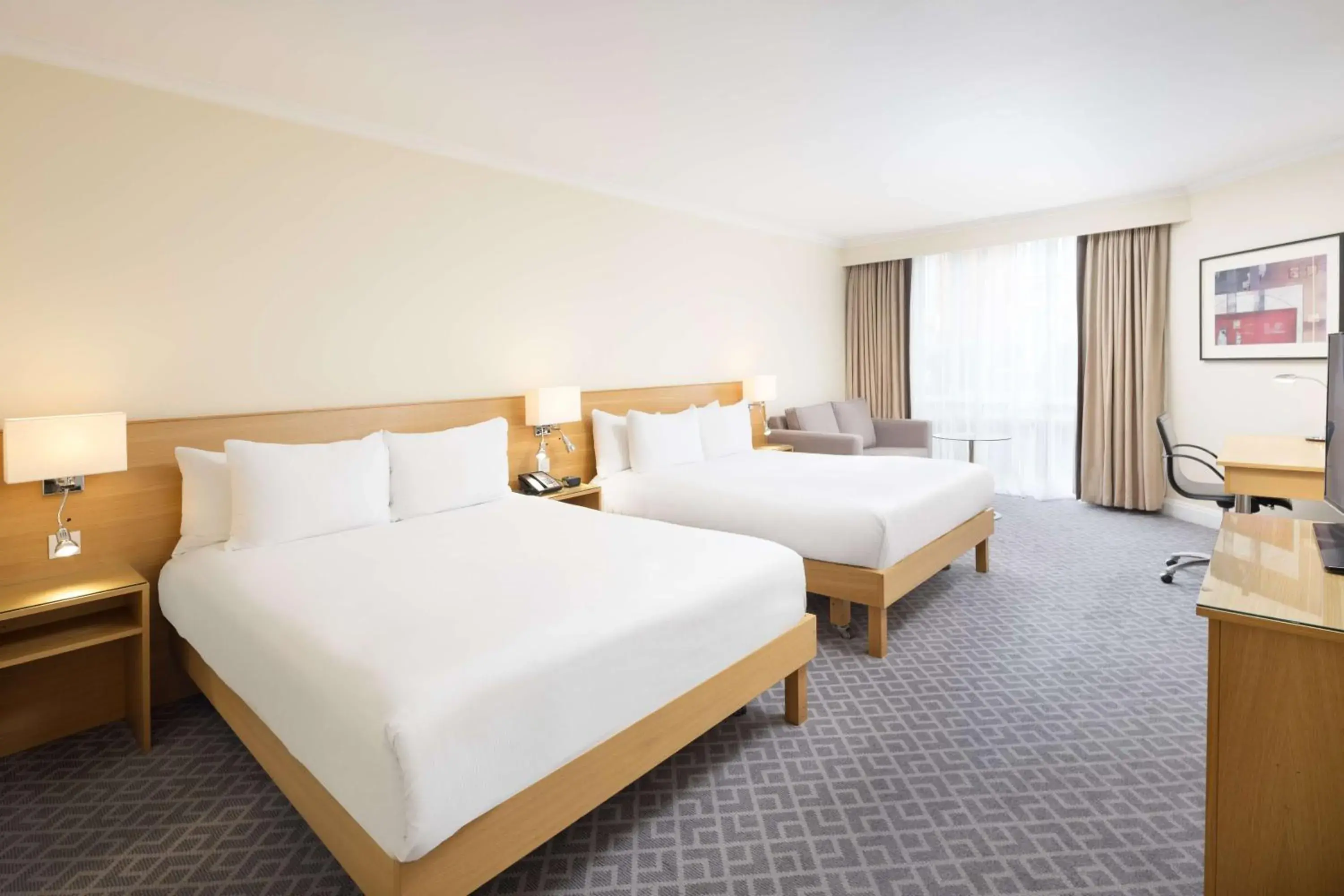 Queen Room with Two Queen Beds in Hilton Northampton Hotel Queen Room with Two Queen Beds in Hilton Northampton Hotel