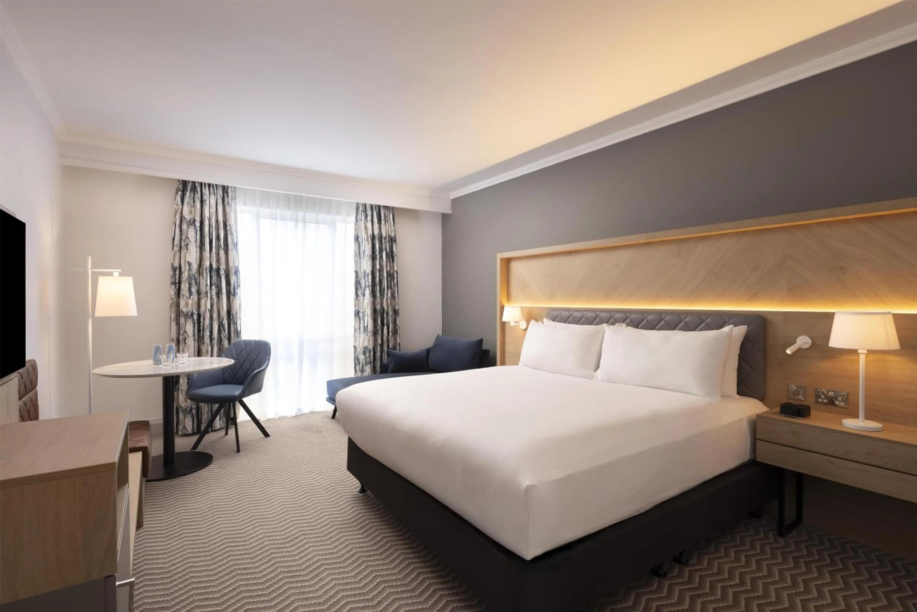 Bed in Hilton Northampton Hotel