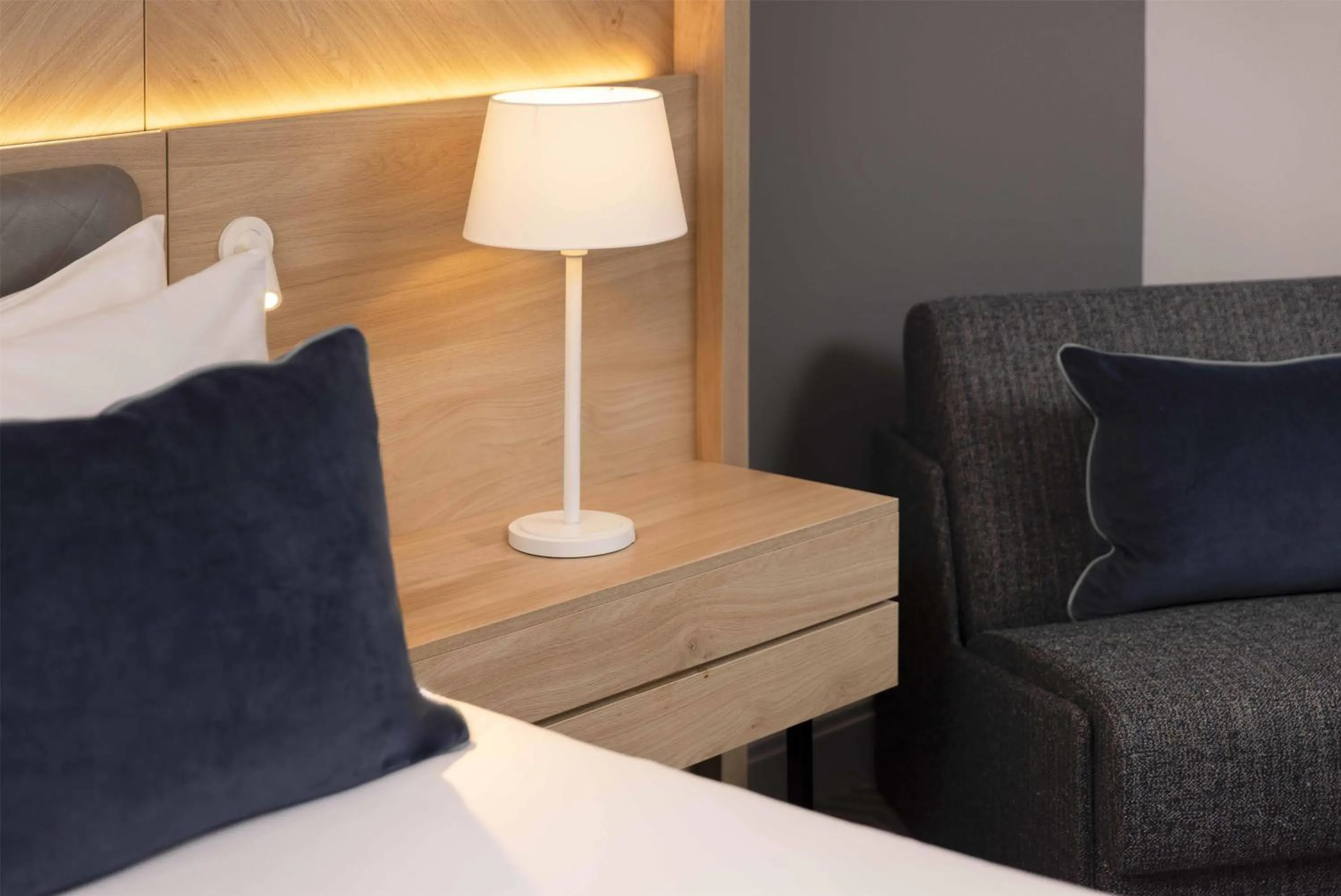 Bed in Hilton Northampton Hotel